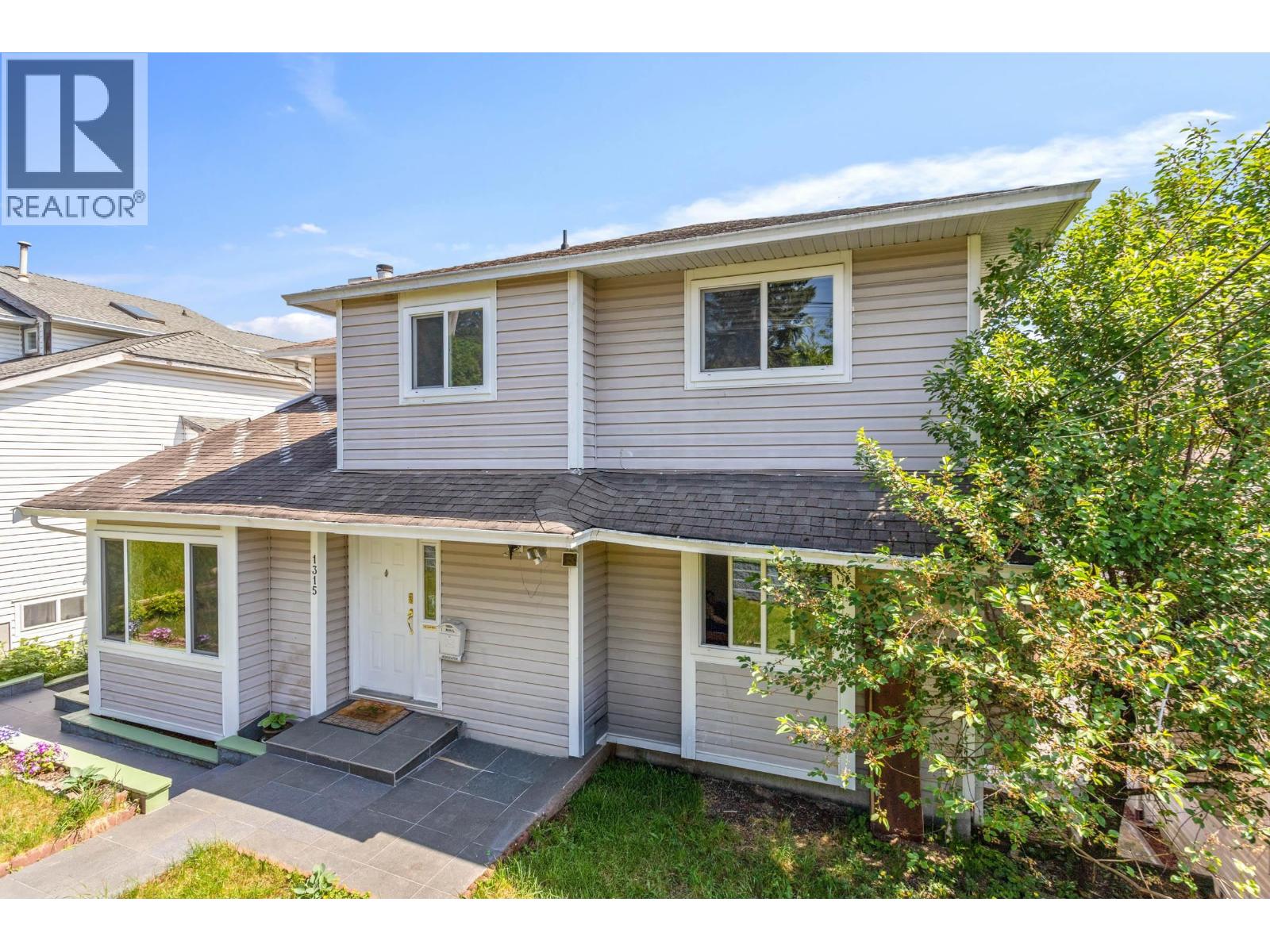 1315 Johnson Street Property Photo 1