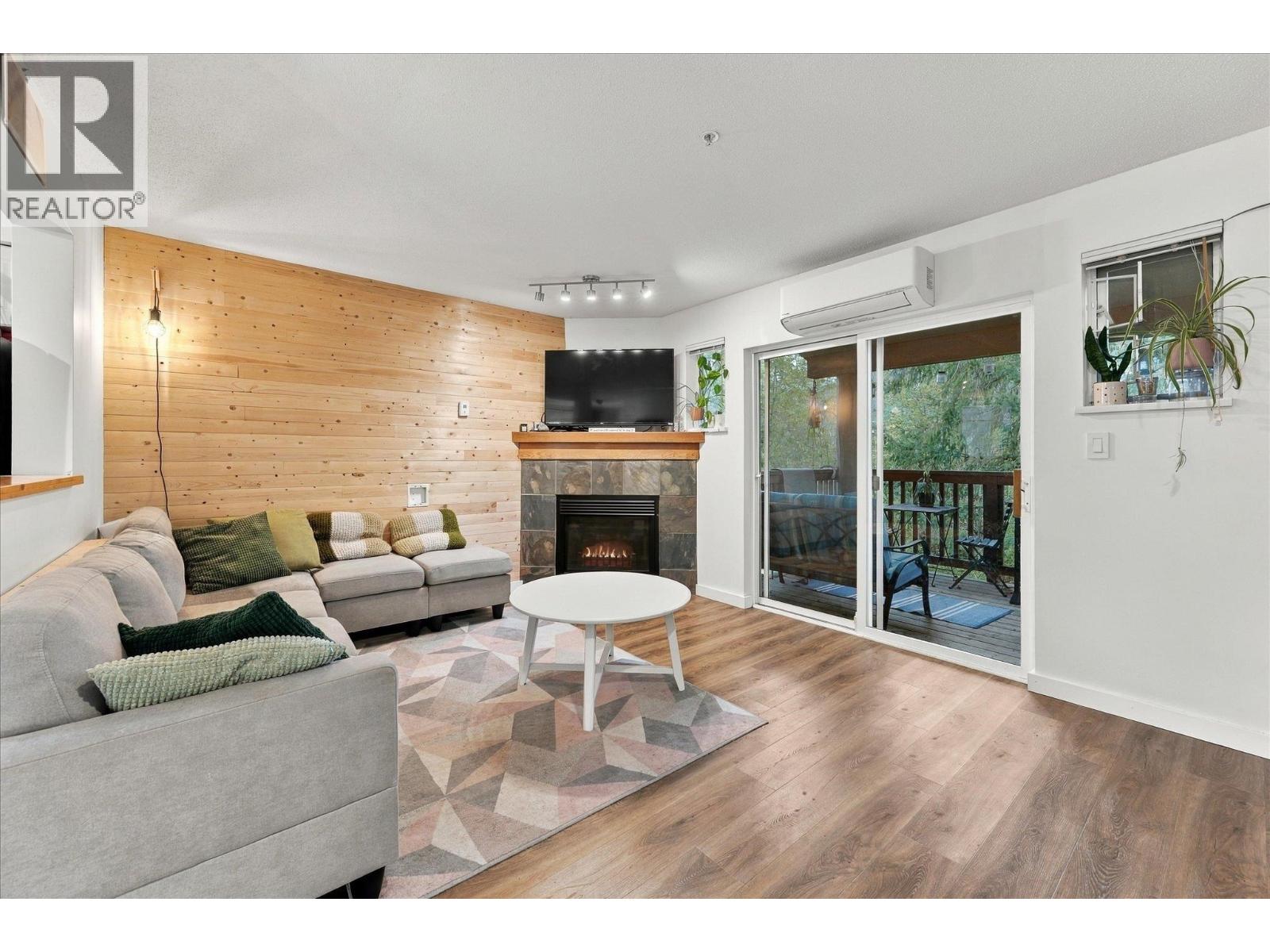 14 1450 Vine Road Road Property Photo 4