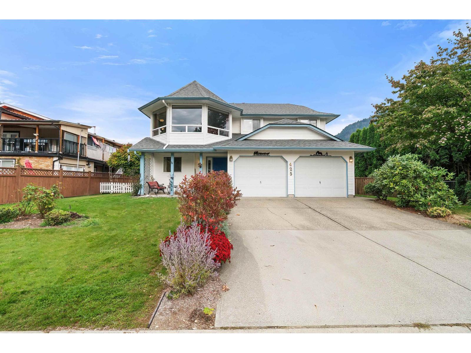 425 Hadway Drive Property Photo 1