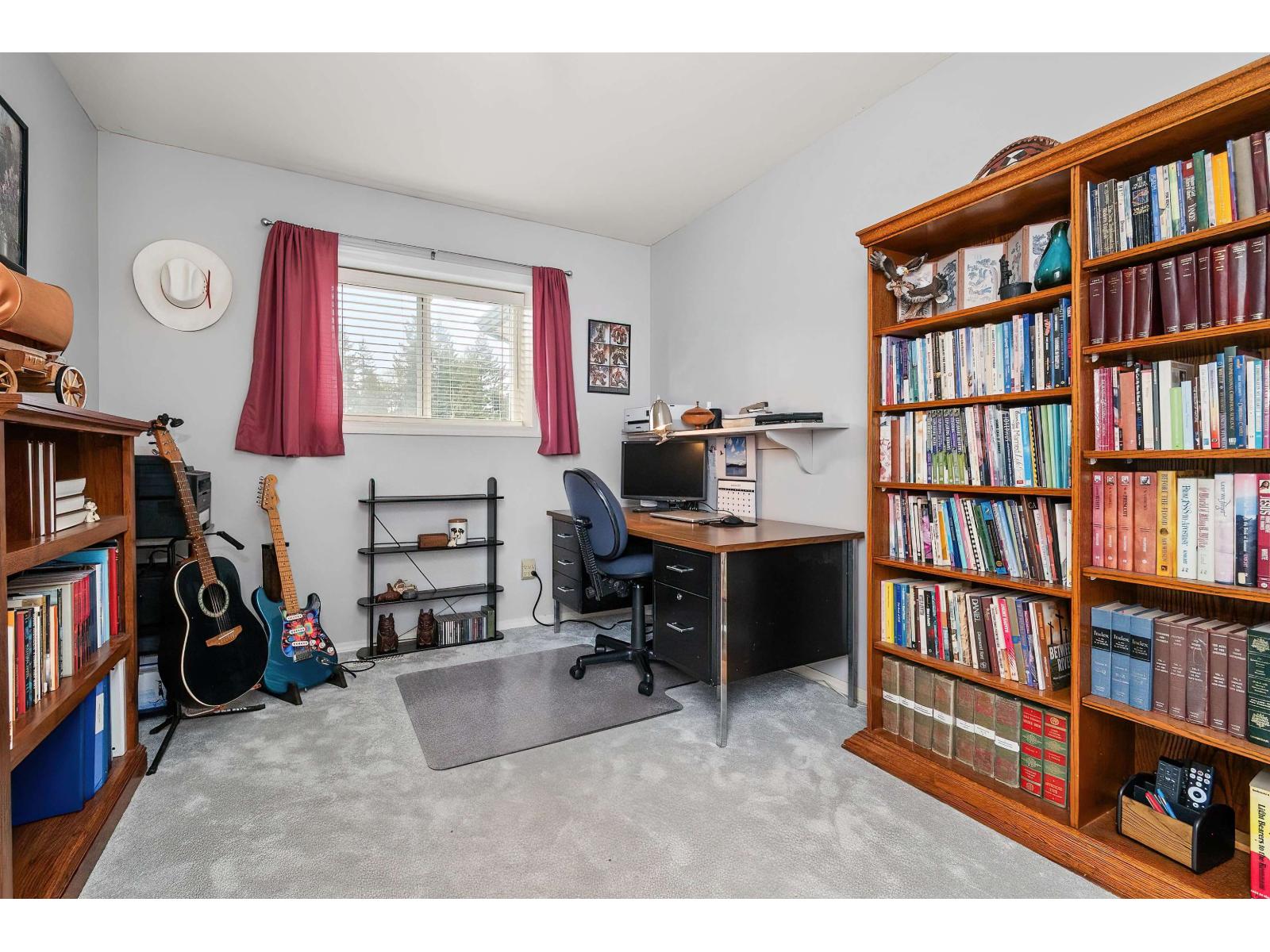 425 Hadway Drive Property Photo 17