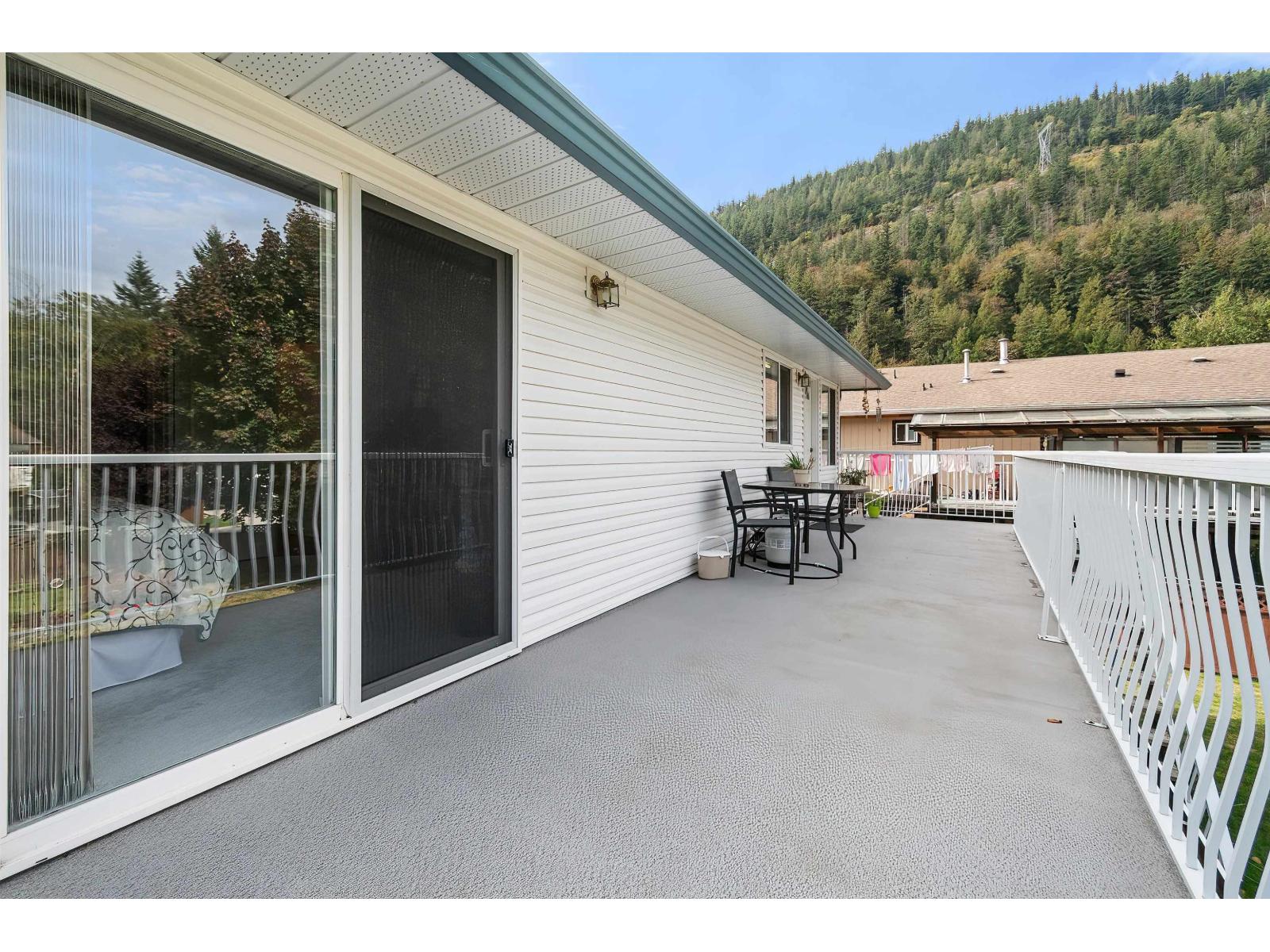 425 Hadway Drive Property Photo 32