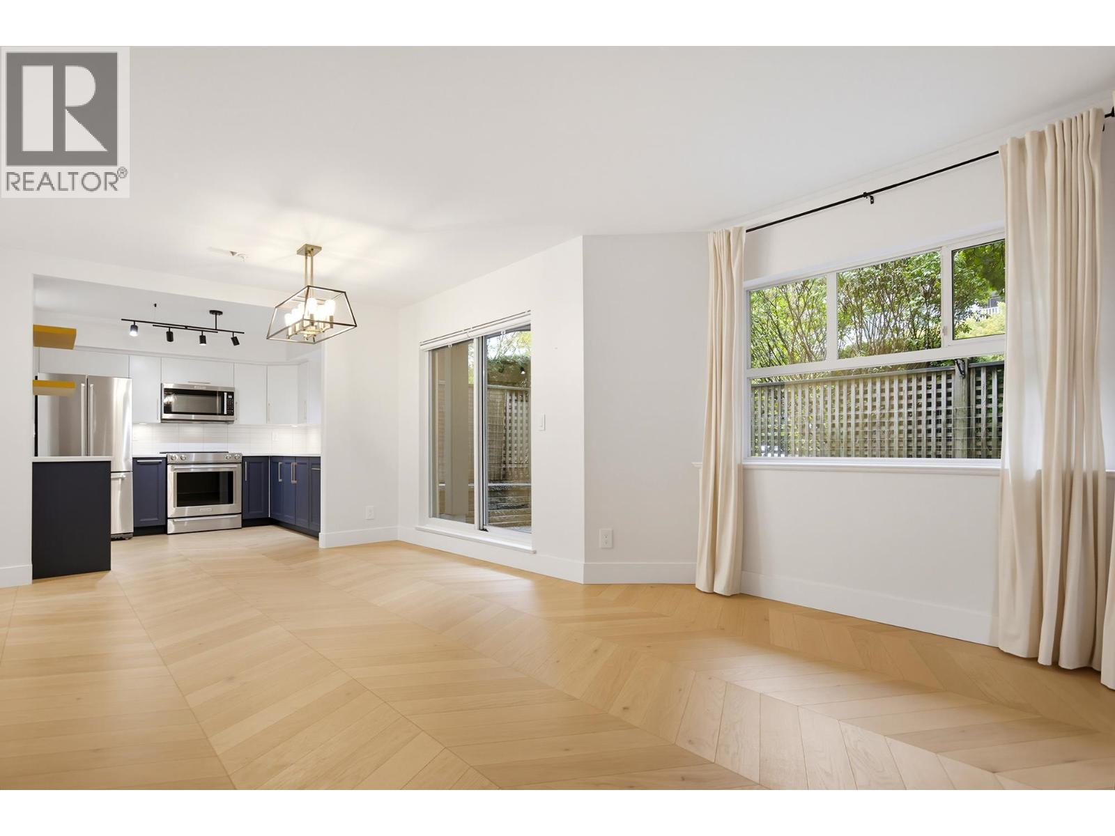 105 20556 113 Avenue Property Photo 21