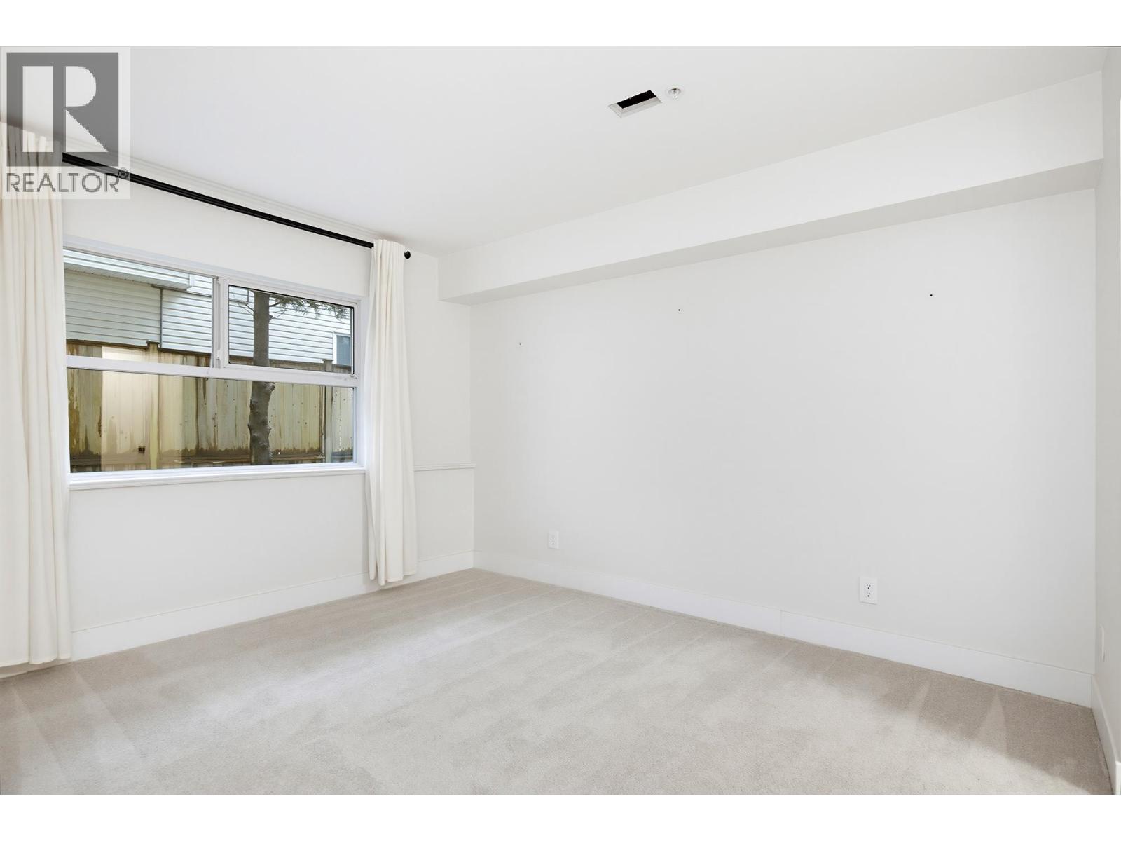 105 20556 113 Avenue Property Photo 23