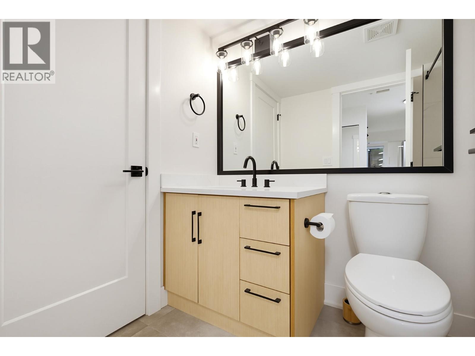105 20556 113 Avenue Property Photo 31