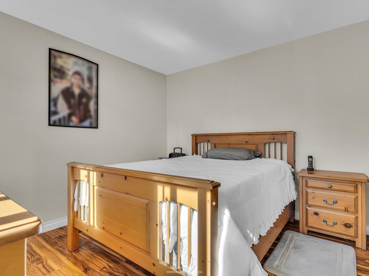 59 1400 164 Street Property Photo 26