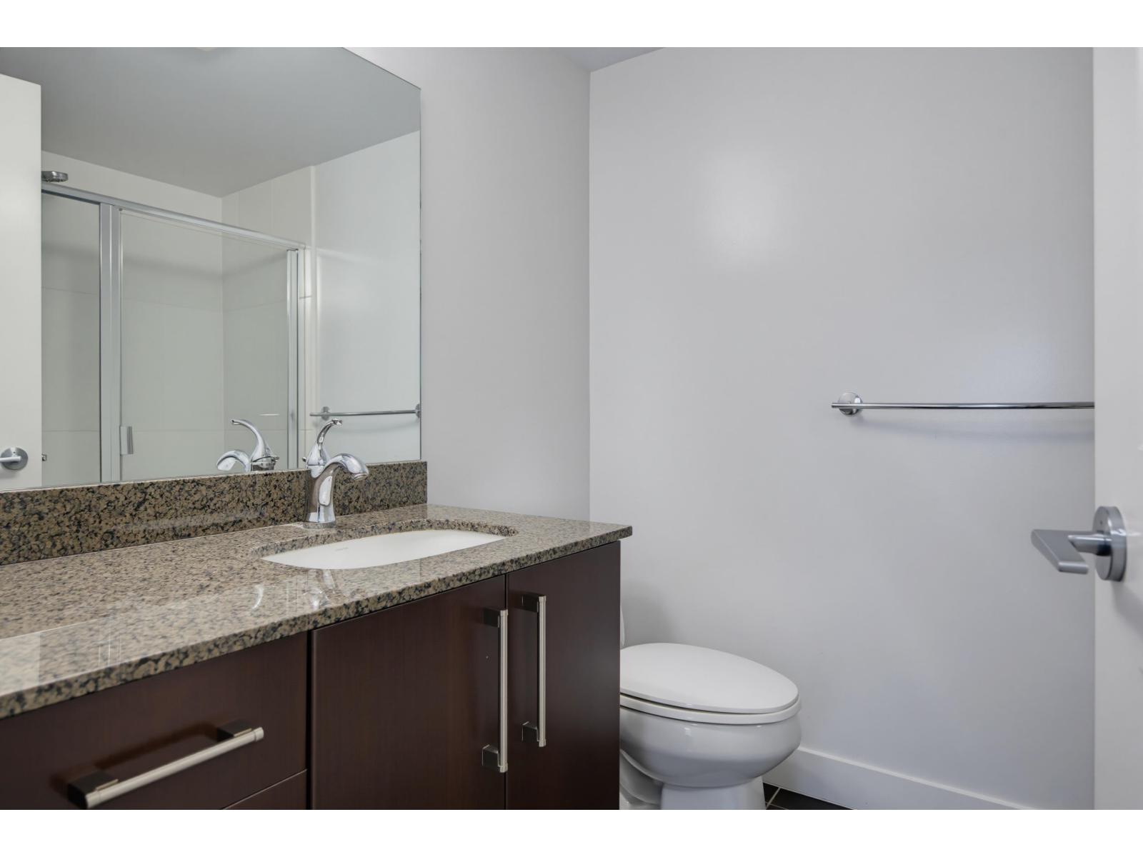 317 15745 Croydon Drive Property Photo 22