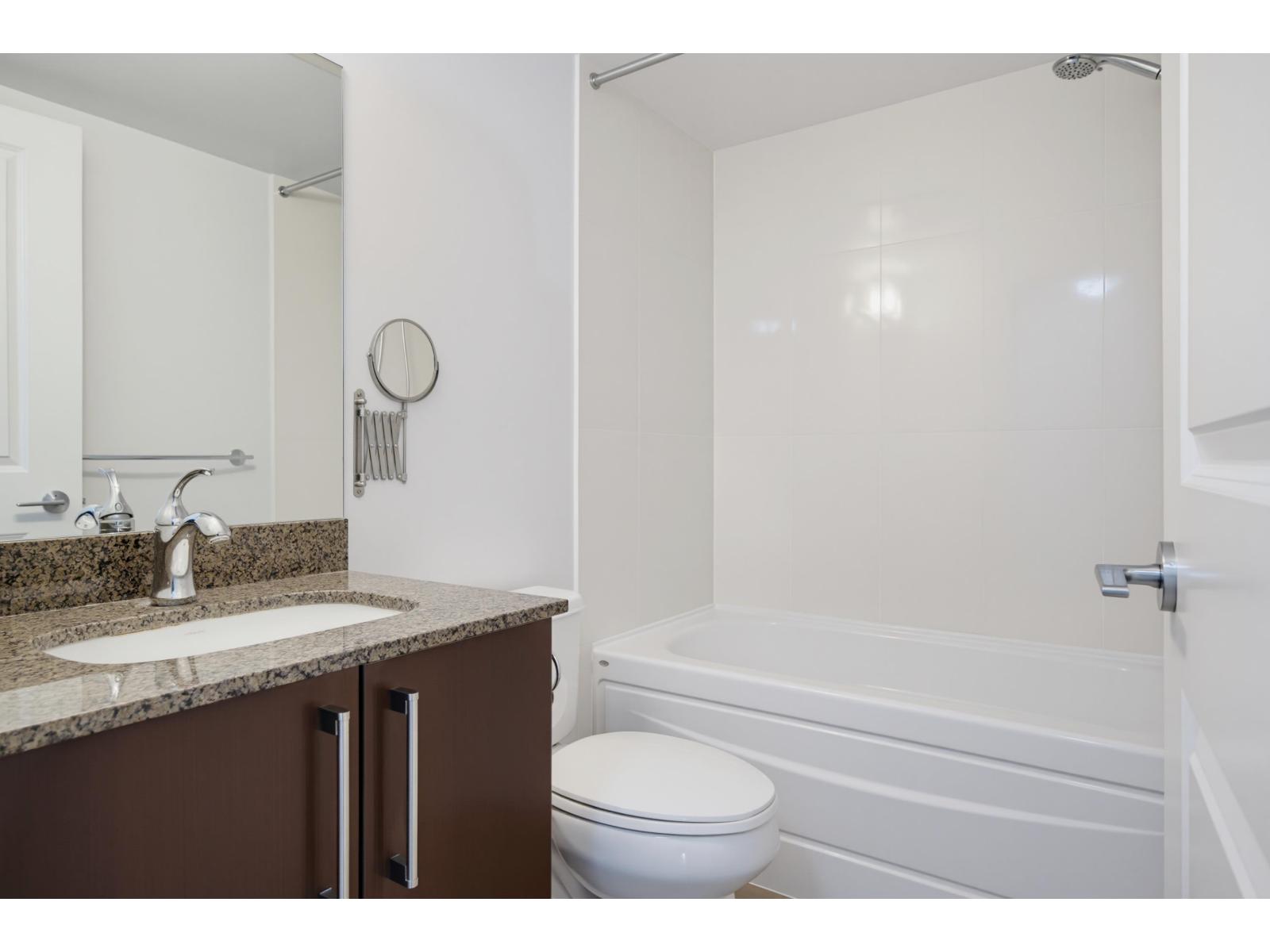 317 15745 Croydon Drive Property Photo 26