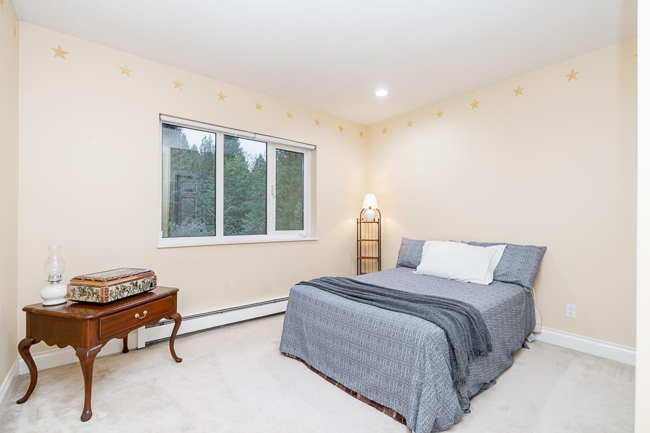 13511 Woodcrest Drive Property Photo 28