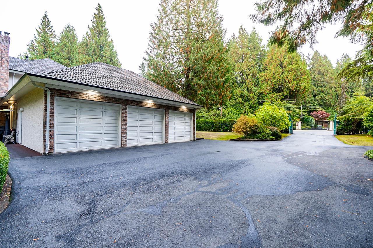 13511 Woodcrest Drive Property Photo 34