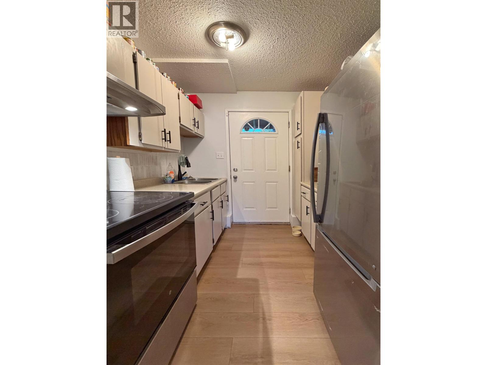 147-149 Gull Crescent Property Photo 19