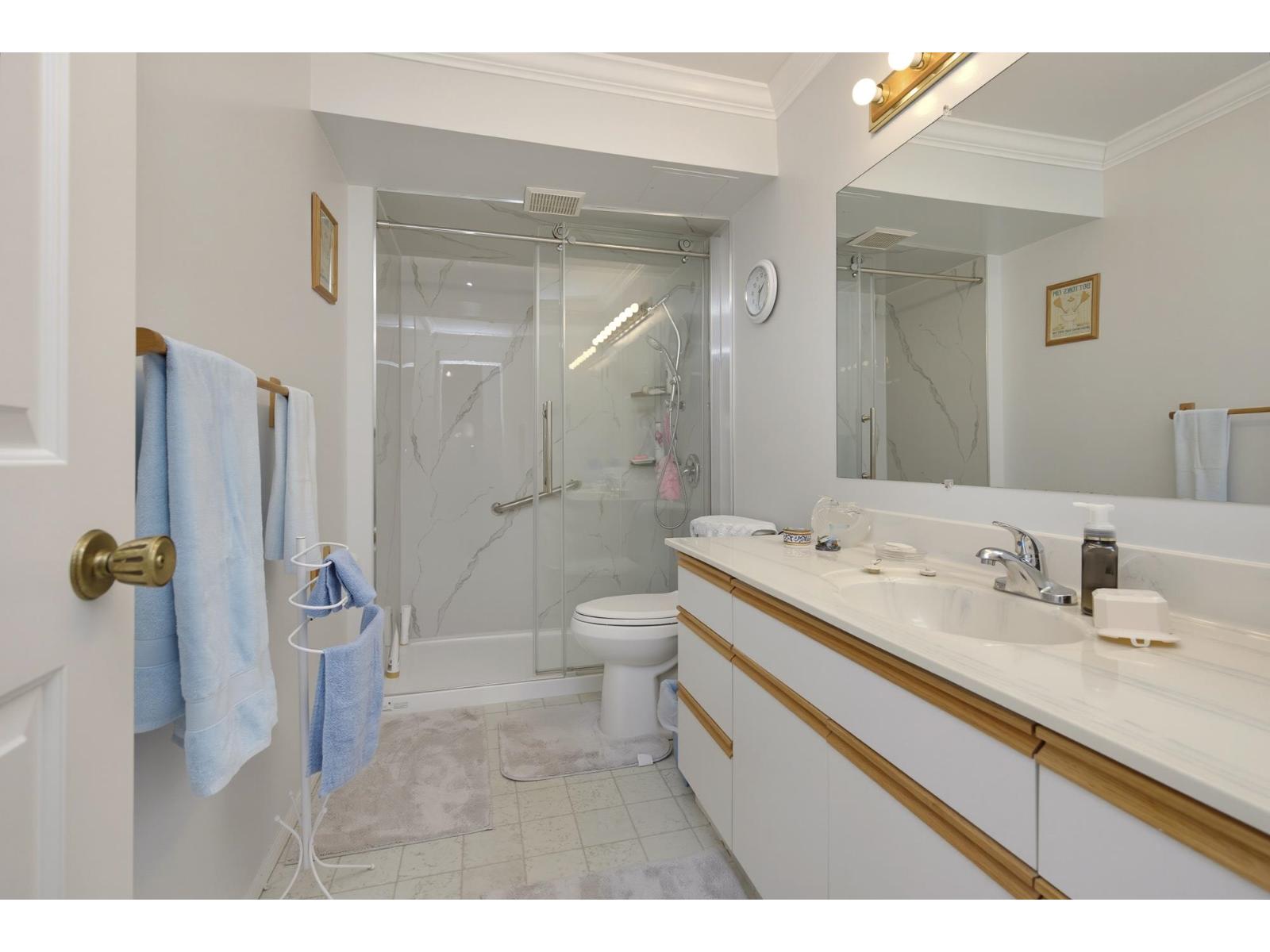 101 33450 George Ferguson Way Property Photo 22