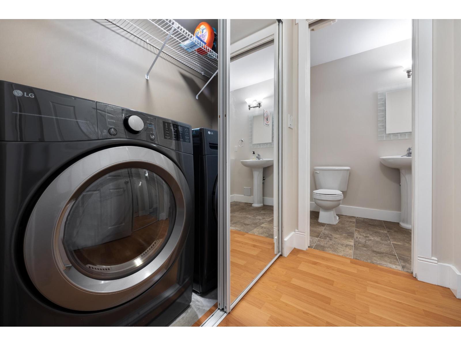 21 18868 69 Avenue Property Photo 17