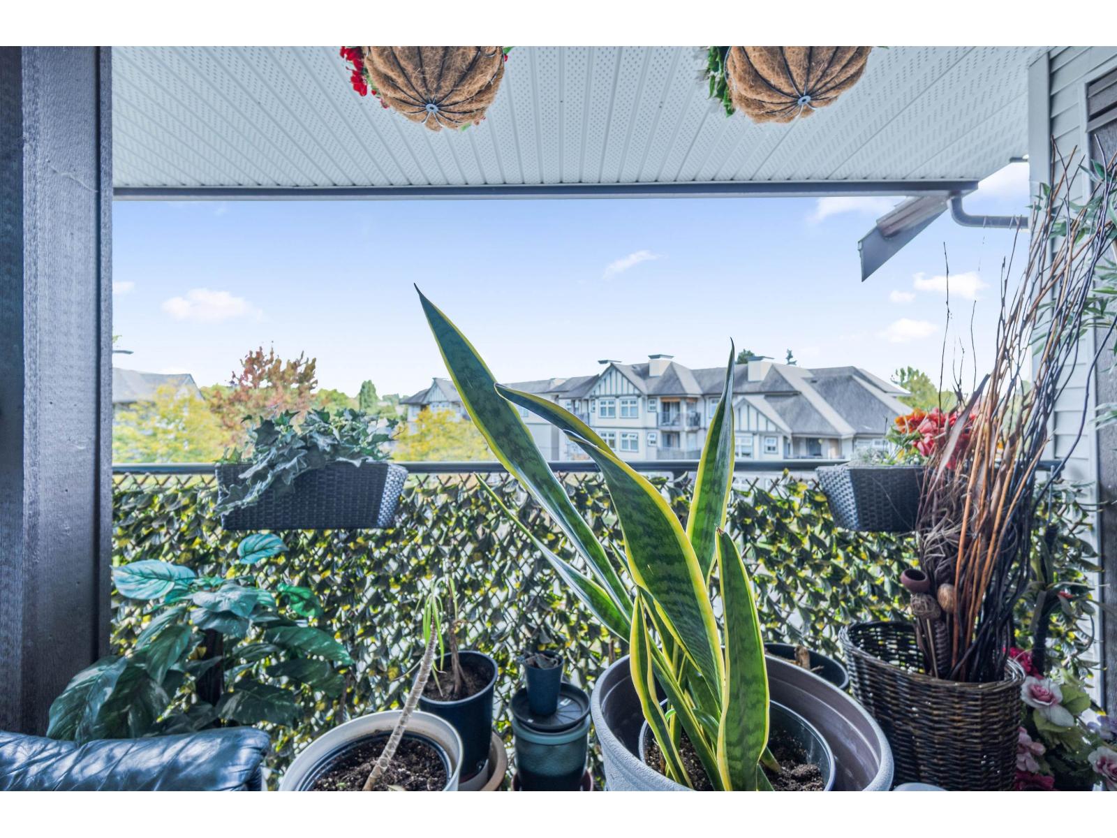 469 27358 32 Avenue Property Photo 25