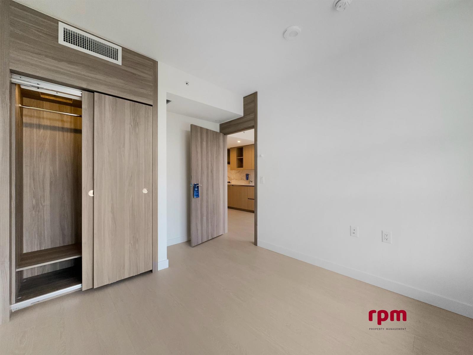 10xx 13778 100 Avenue Property Photo 10