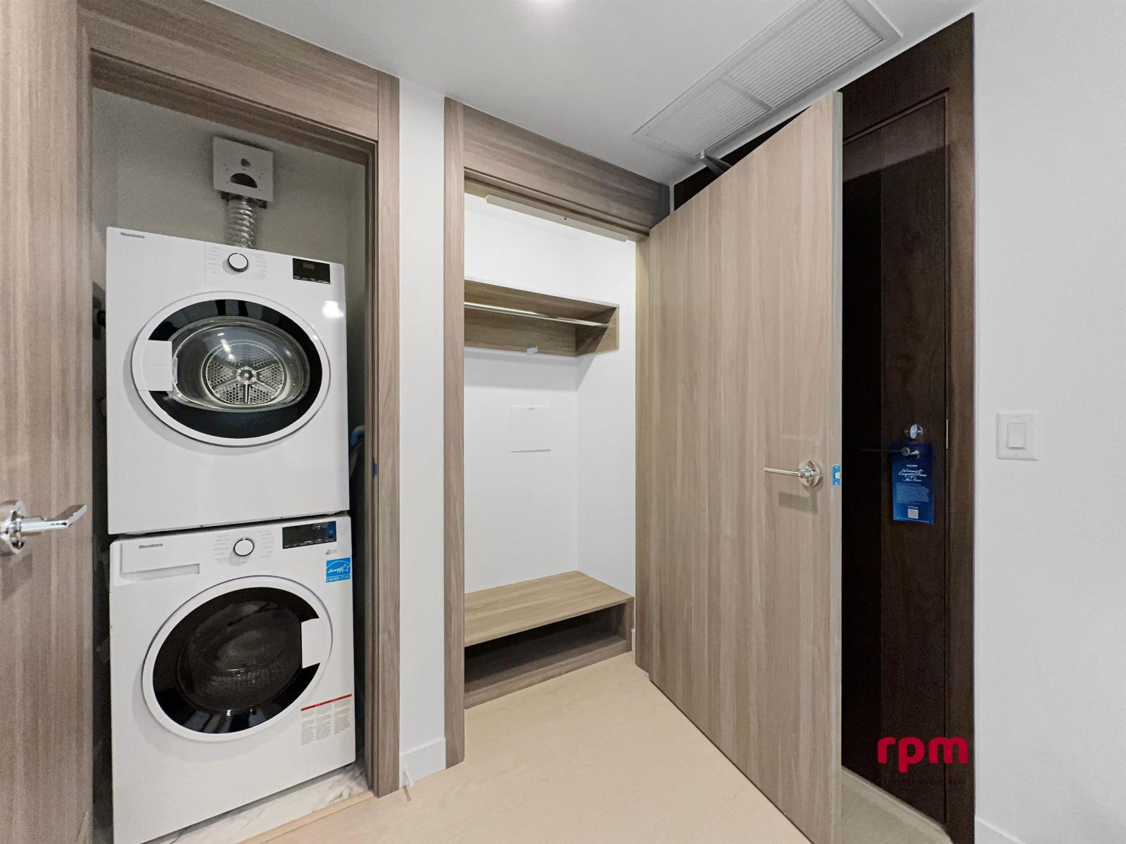10xx 13778 100 Avenue Property Photo 11