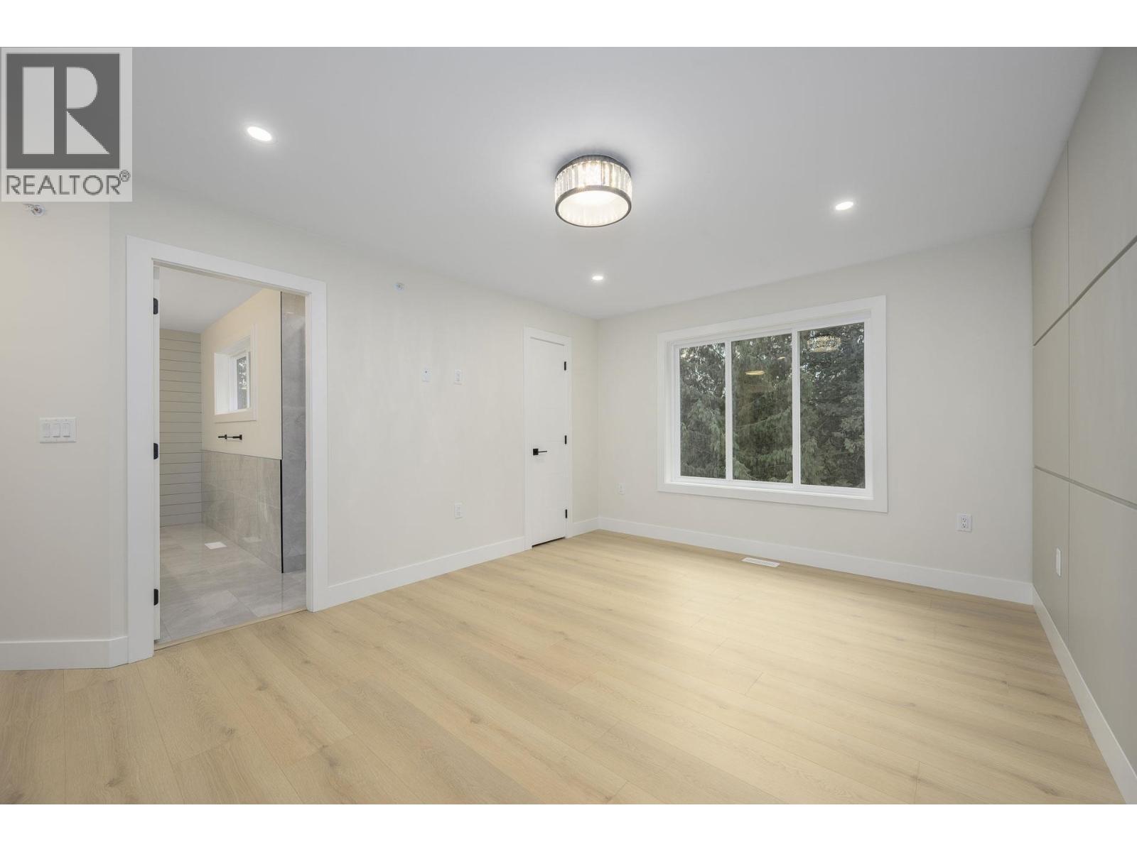 23349 Cross Road Property Photo 17