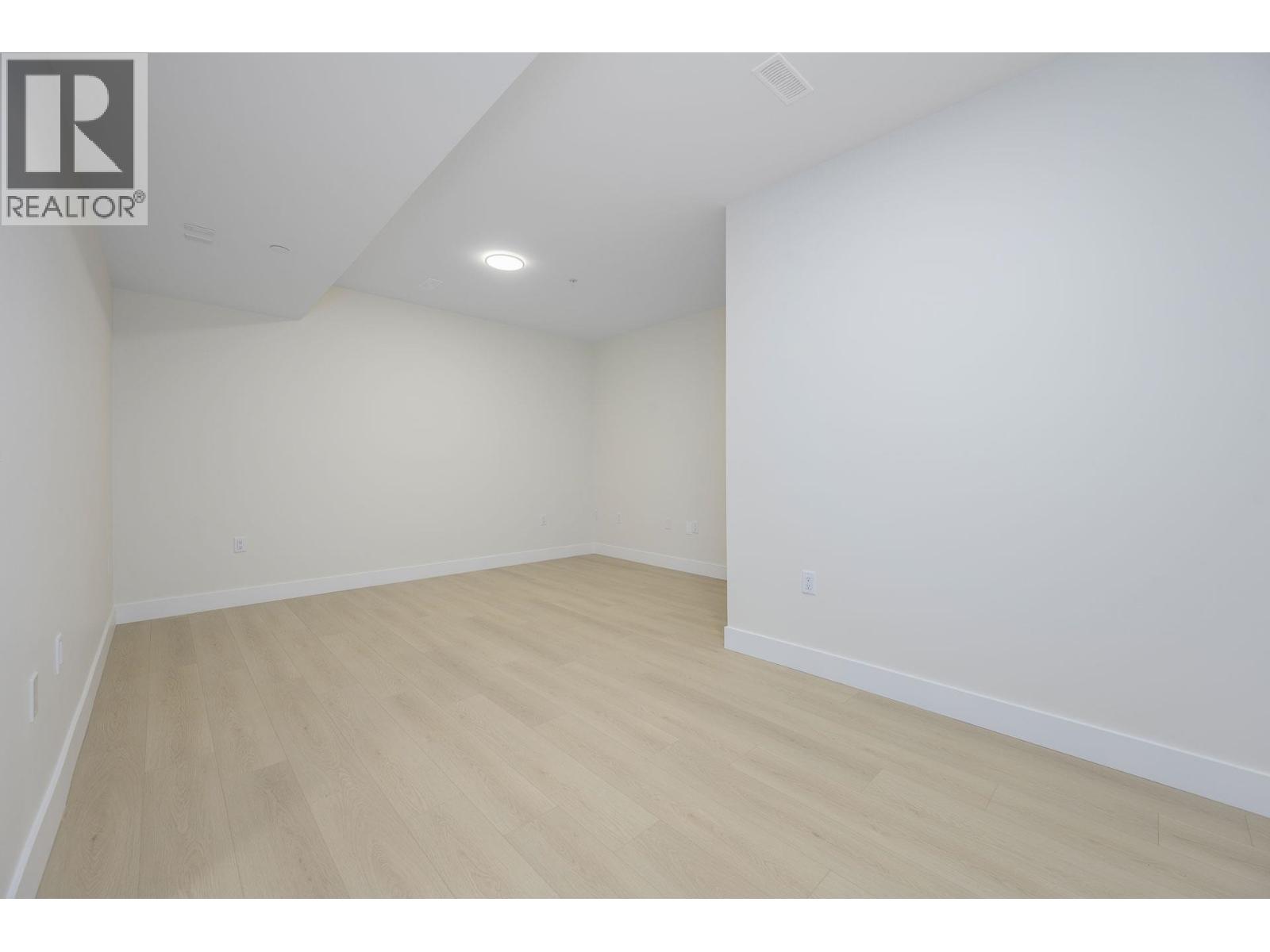23349 Cross Road Property Photo 29