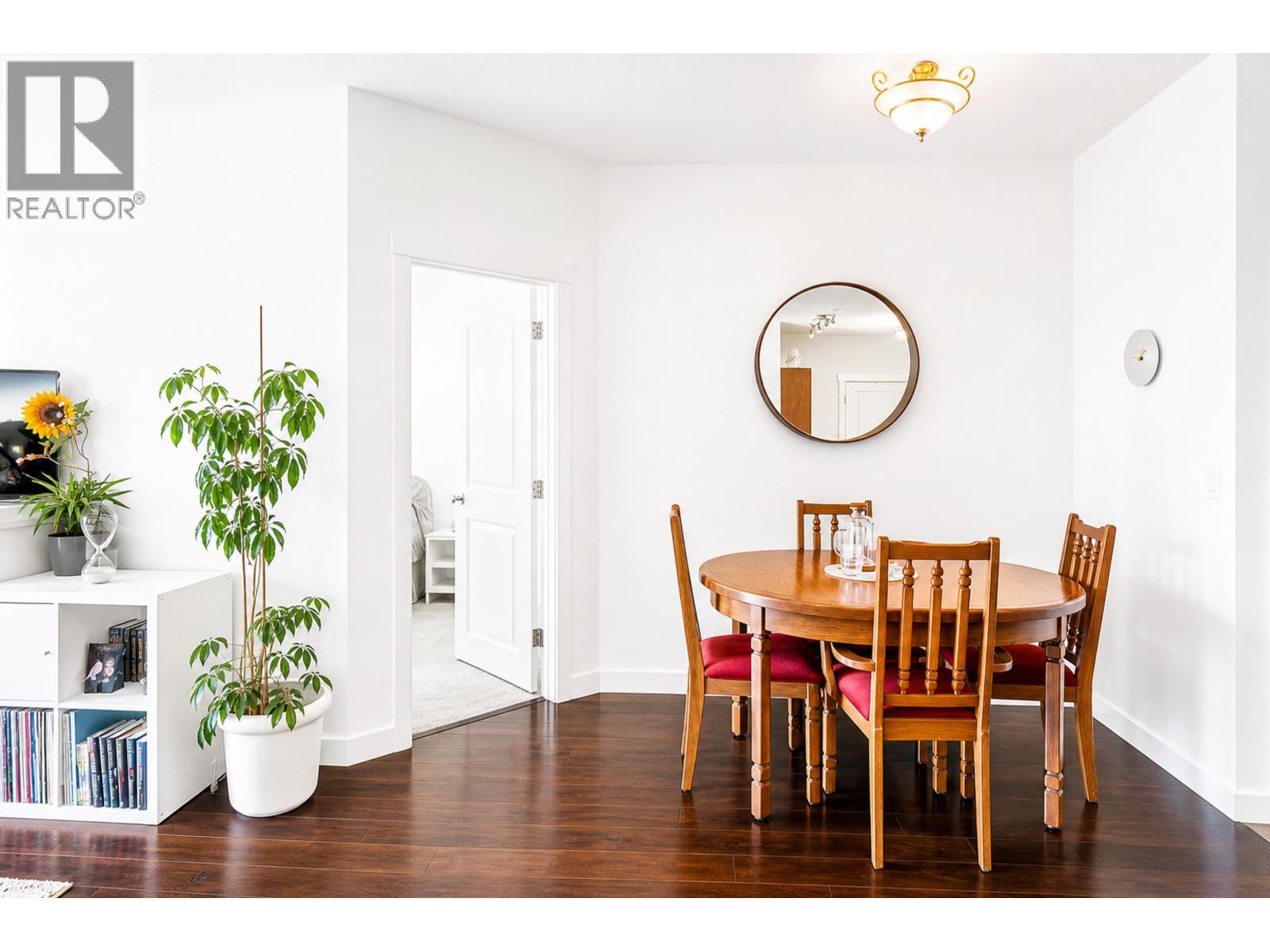 310 2336 Whyte Avenue Property Photo 19