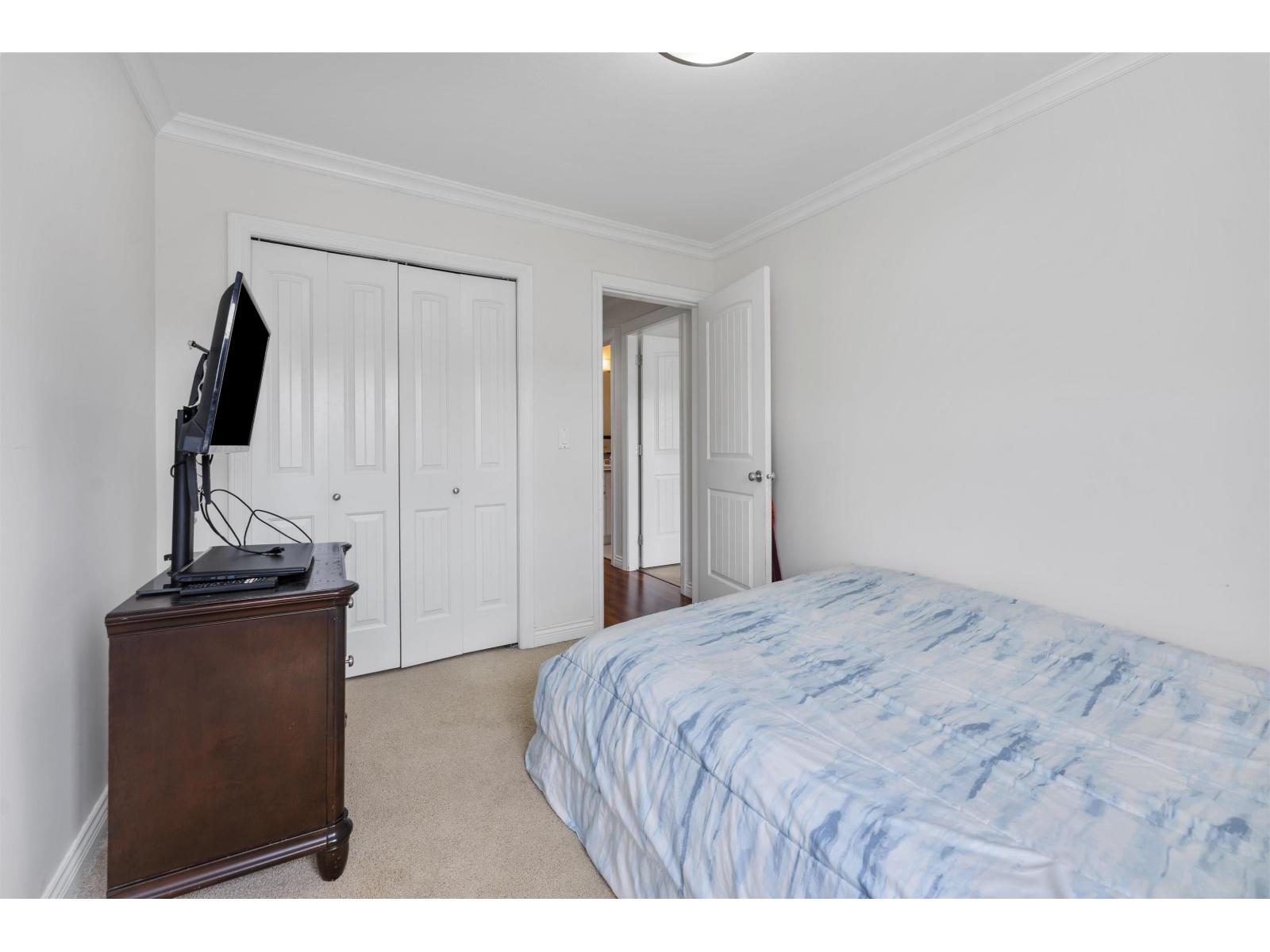 7670 150b Street Property Photo 24