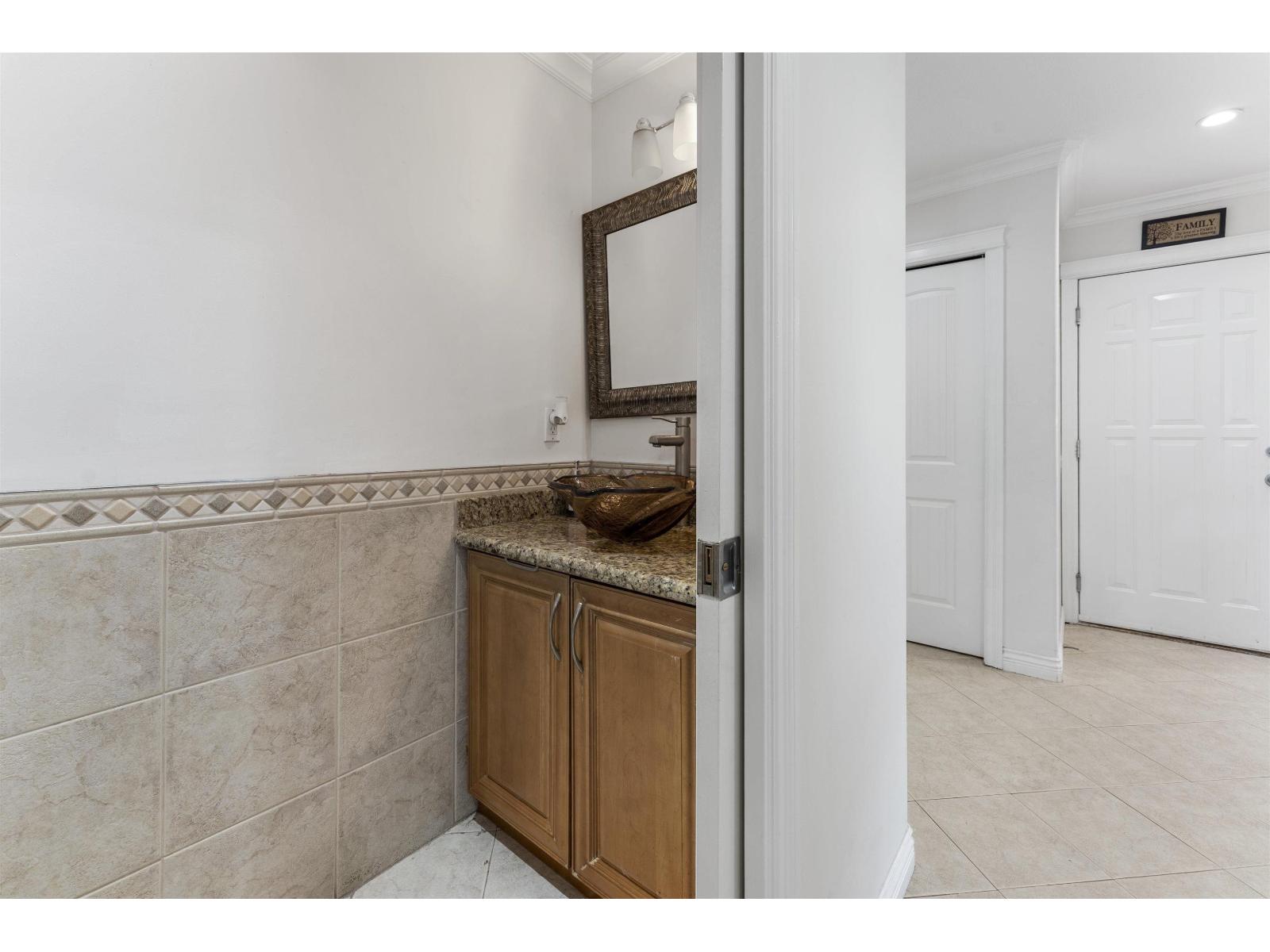 7670 150b Street Property Photo 29
