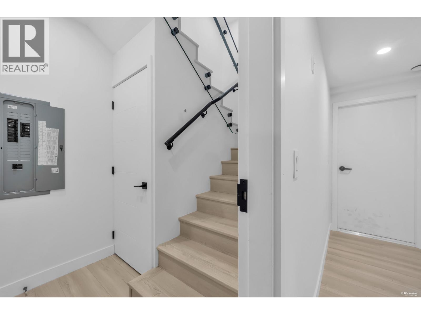 4 3800 Pender Street Property Photo 5