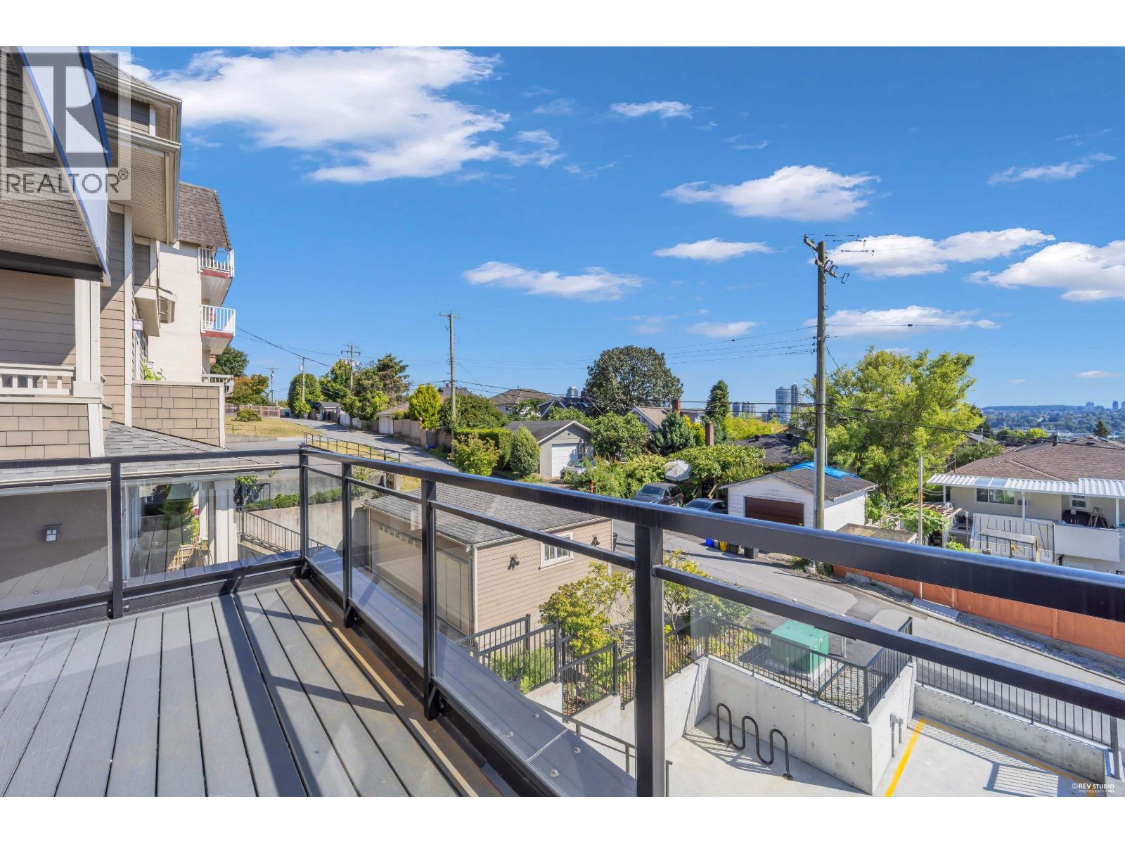 4 3800 Pender Street Property Photo 16
