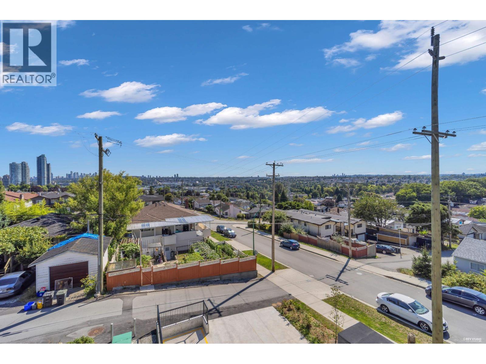 4 3800 Pender Street Property Photo 17