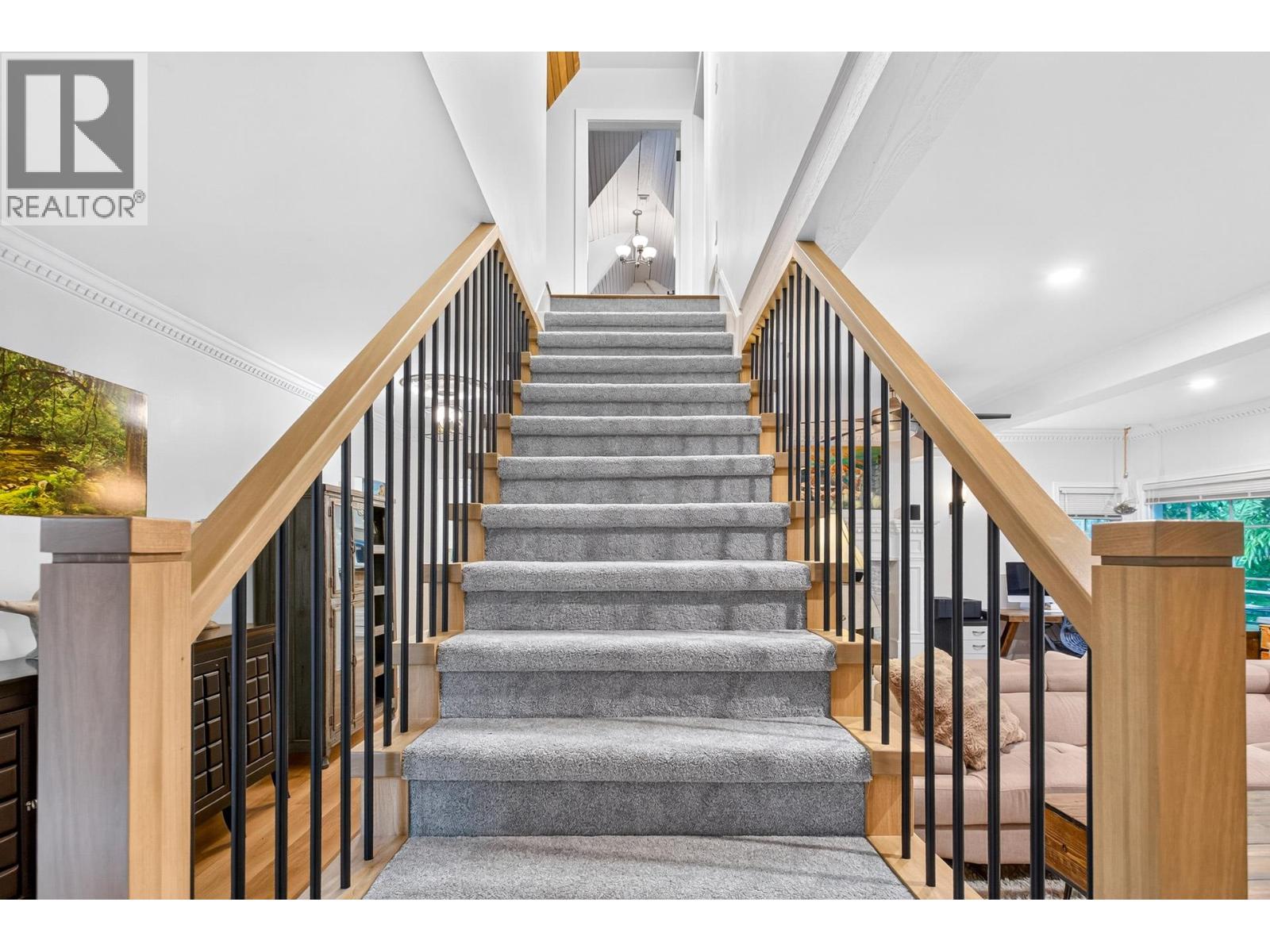 23803 128 Crescent Property Photo 15