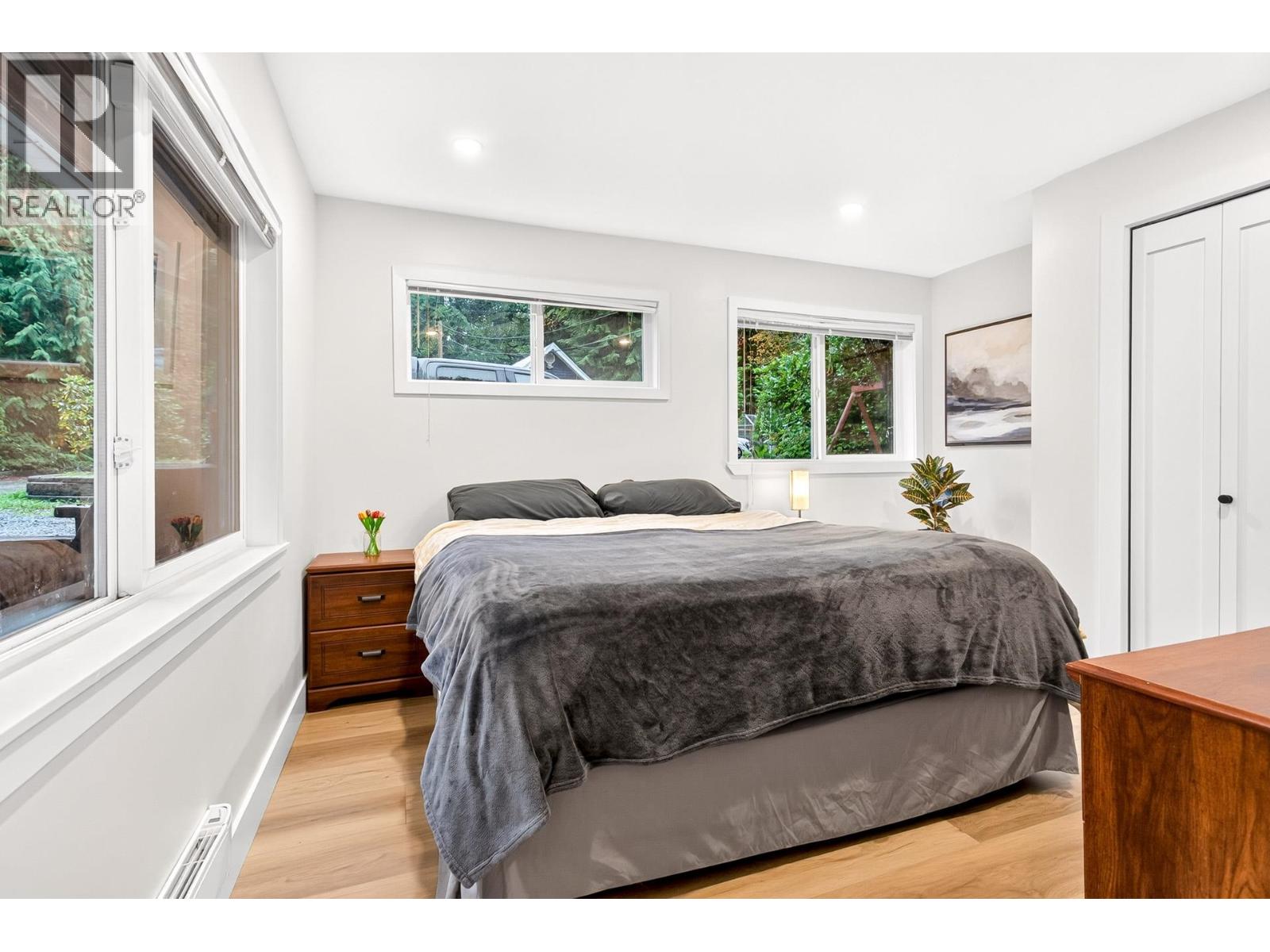 23803 128 Crescent Property Photo 16