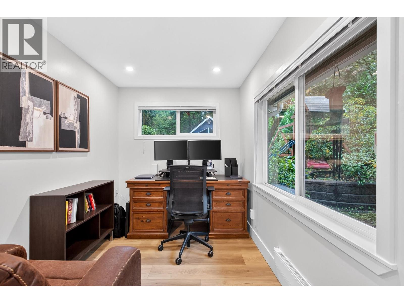 23803 128 Crescent Property Photo 17