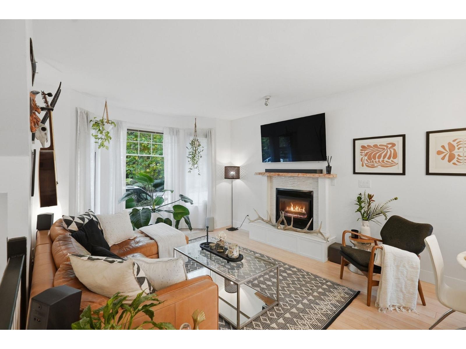 6556 121 Street Property Photo 2
