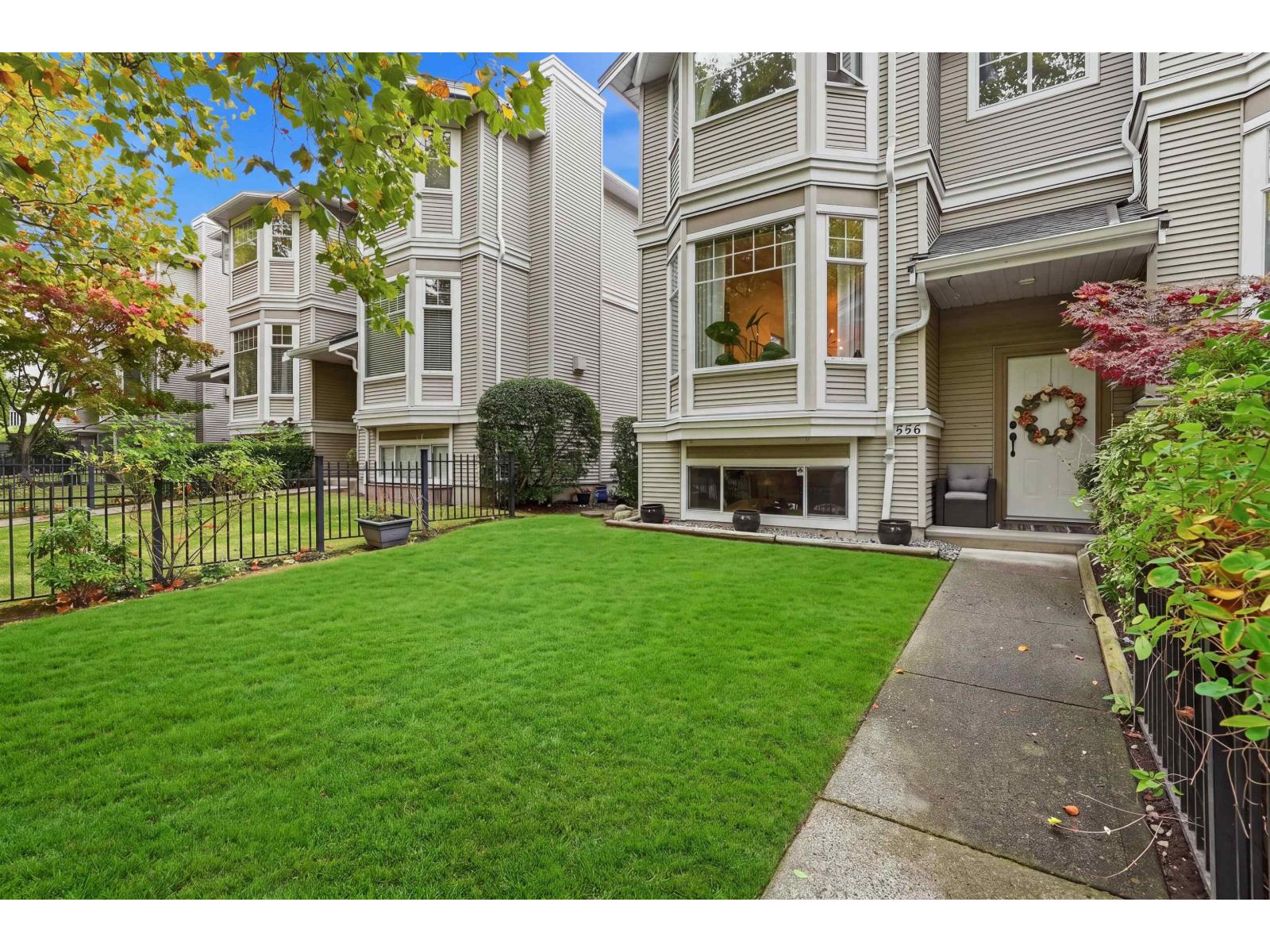 6556 121 Street Property Photo 16
