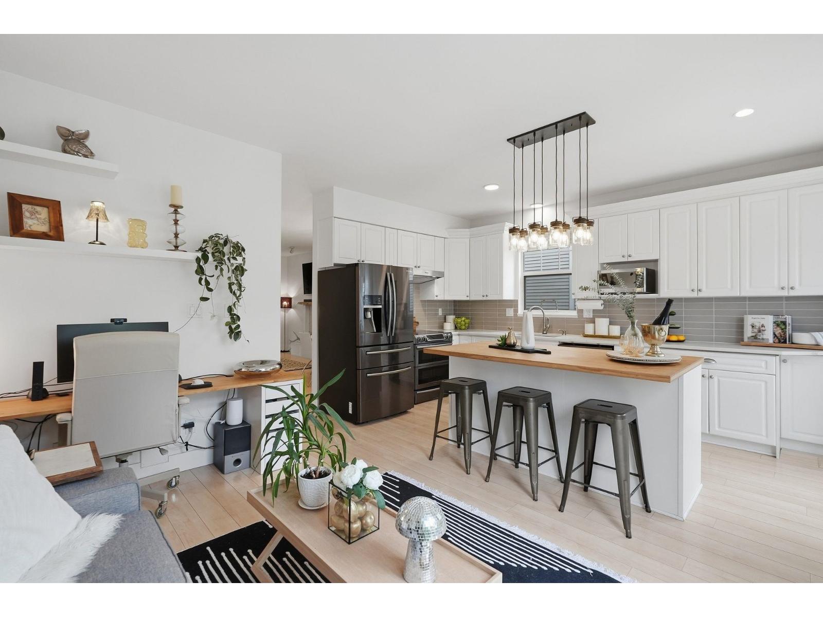 6556 121 Street Property Photo 26
