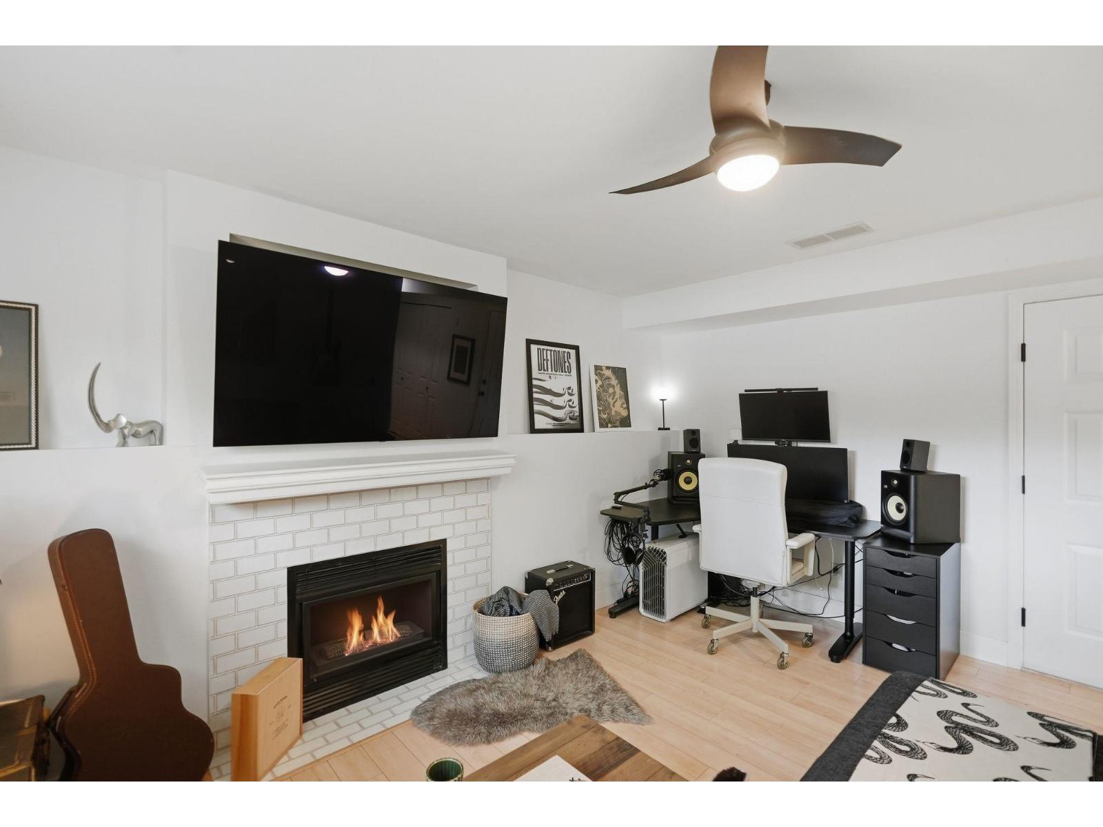 6556 121 Street Property Photo 31