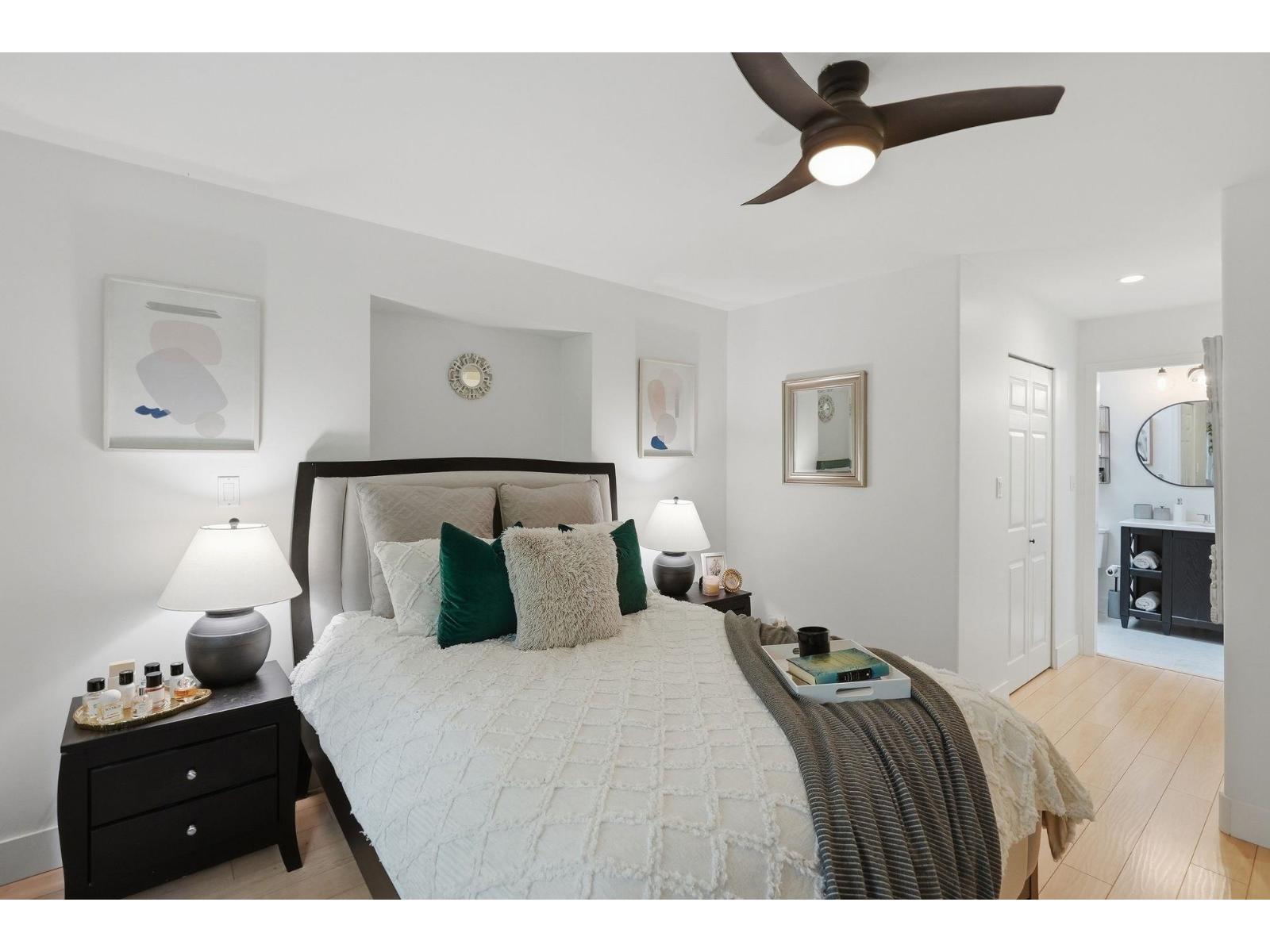 6556 121 Street Property Photo 35