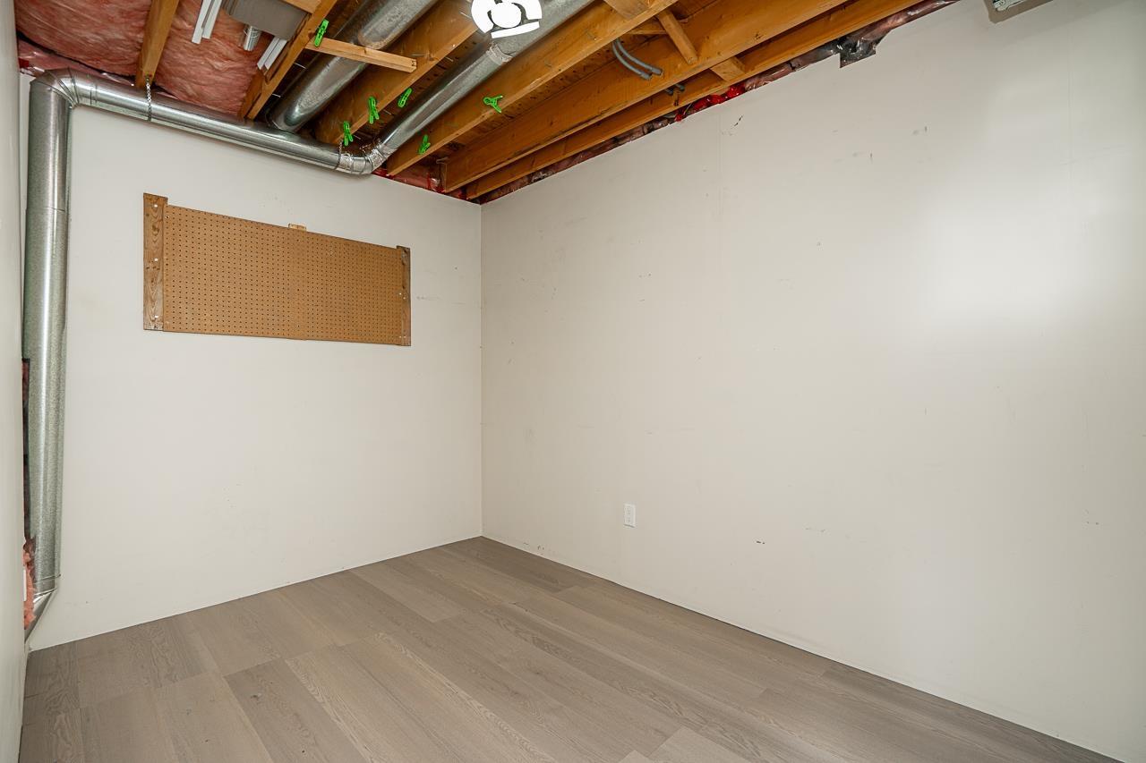 14858 58 Avenue Property Photo 29