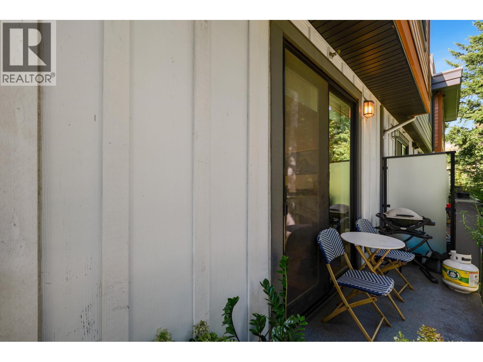64 39769 Government Road Property Photo 22