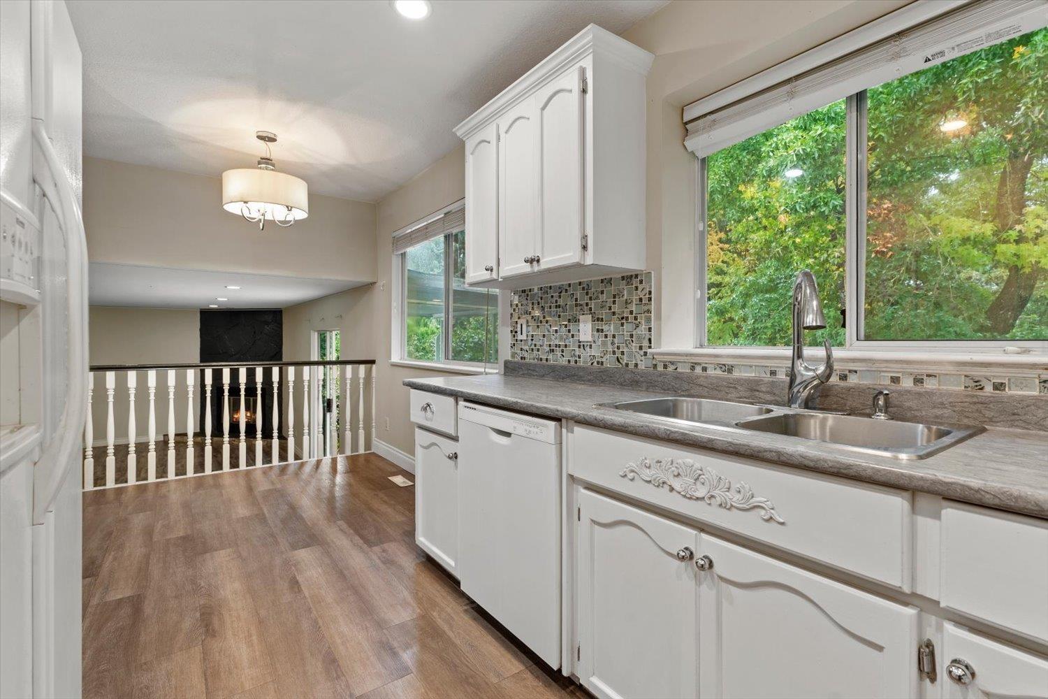 2833 Gardner Place Property Photo 11