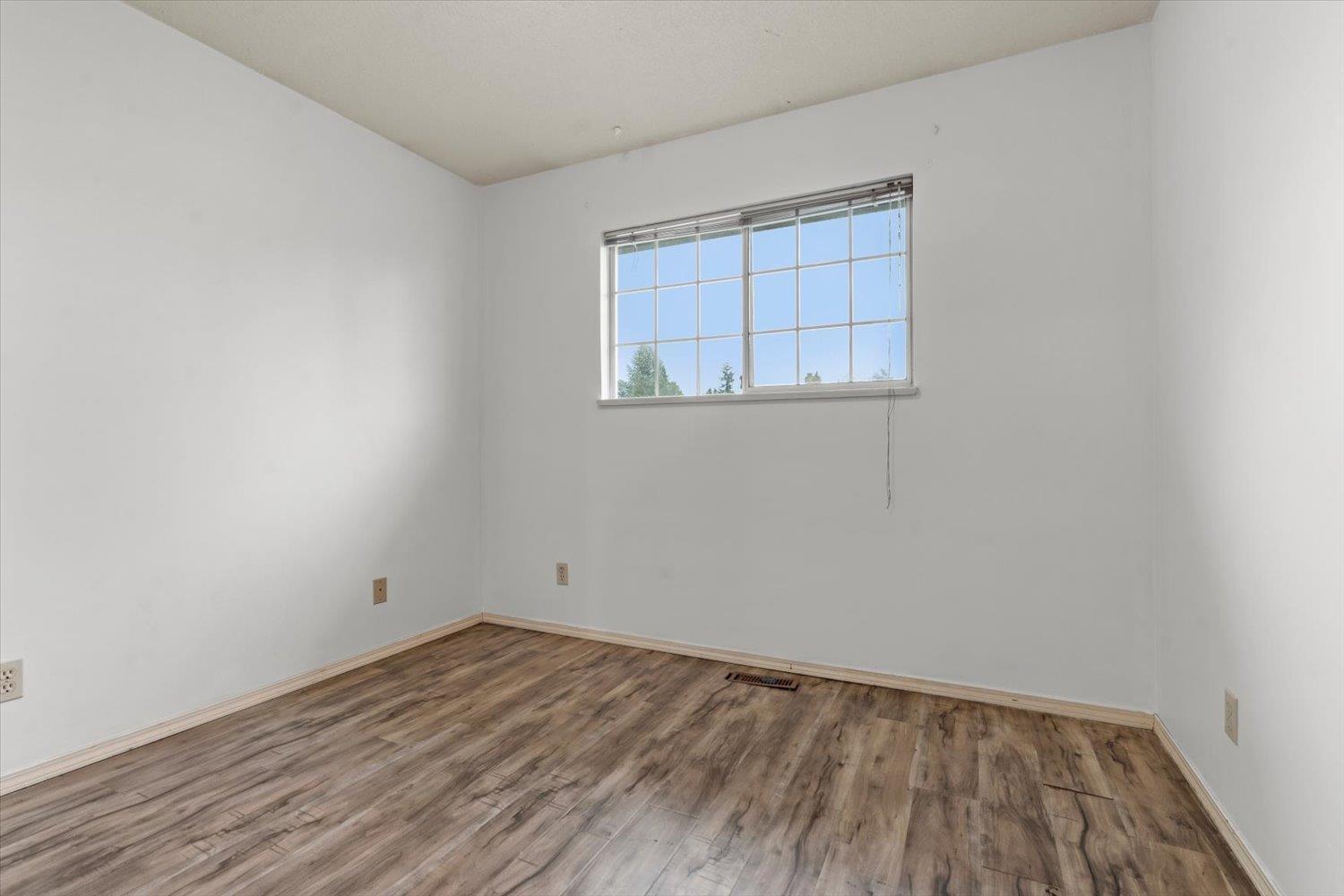 2833 Gardner Place Property Photo 24