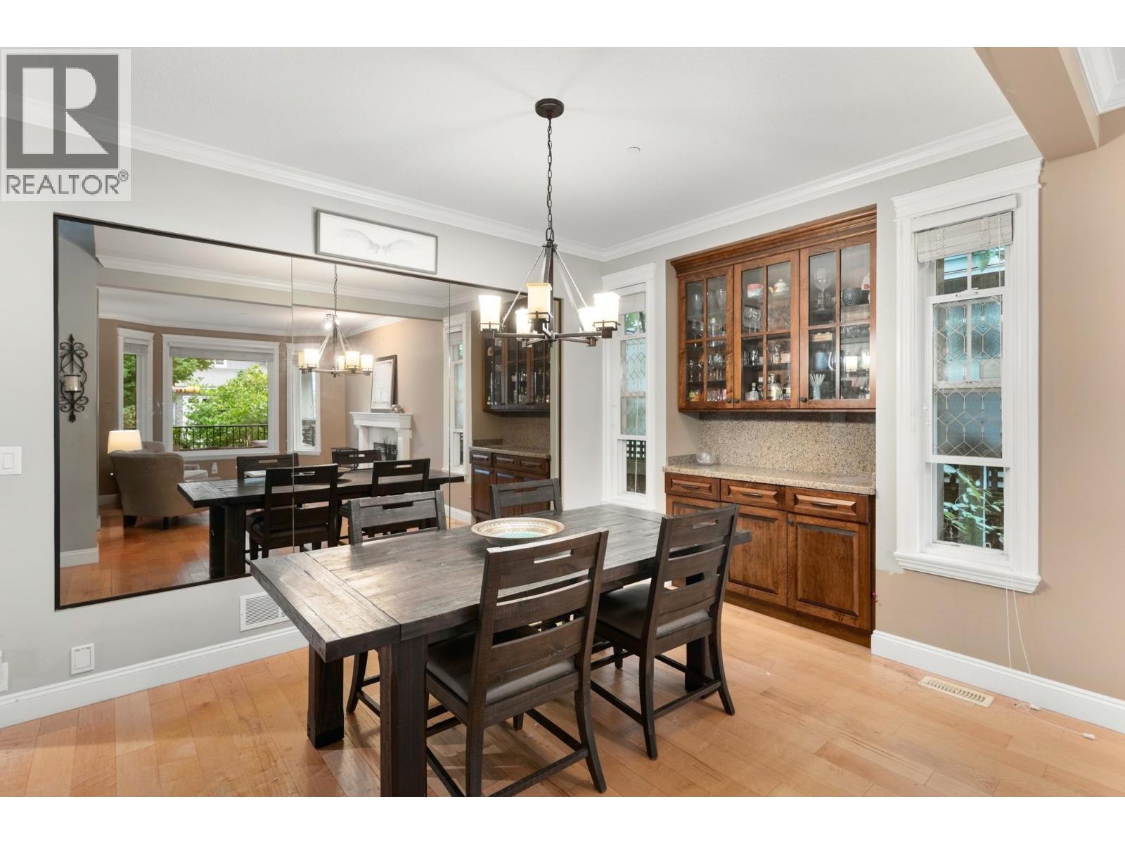 10574 239 Street Property Photo 4