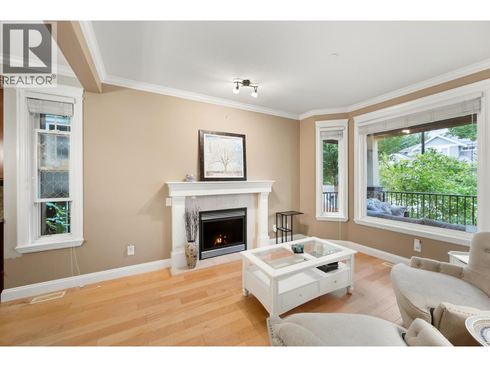 10574 239 Street Property Photo 6
