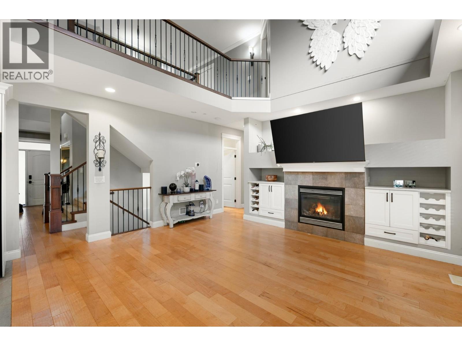 10574 239 Street Property Photo 9