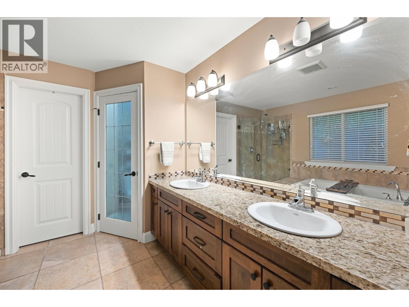 10574 239 Street Property Photo 21