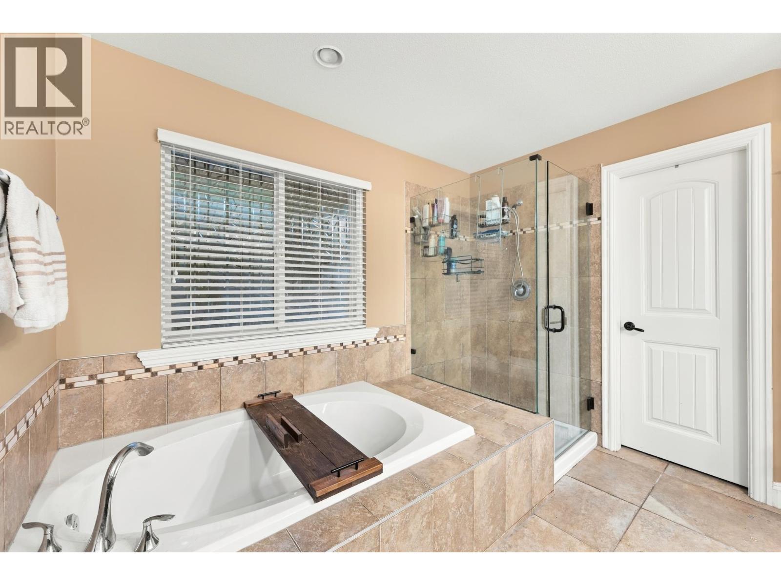 10574 239 Street Property Photo 22