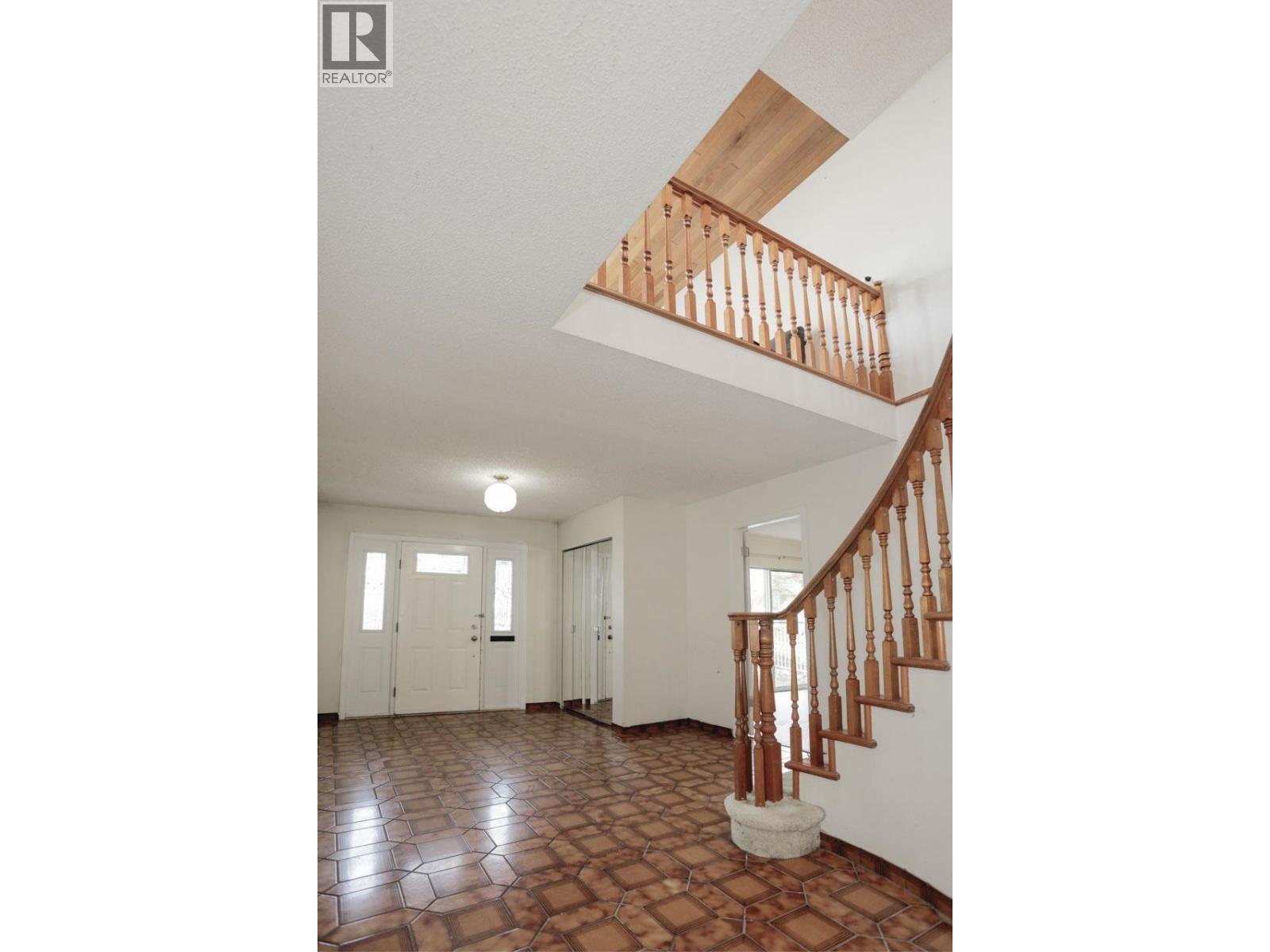 448 E 59th Avenue Property Photo 17