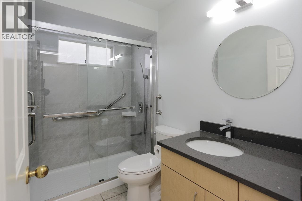 448 E 59th Avenue Property Photo 24
