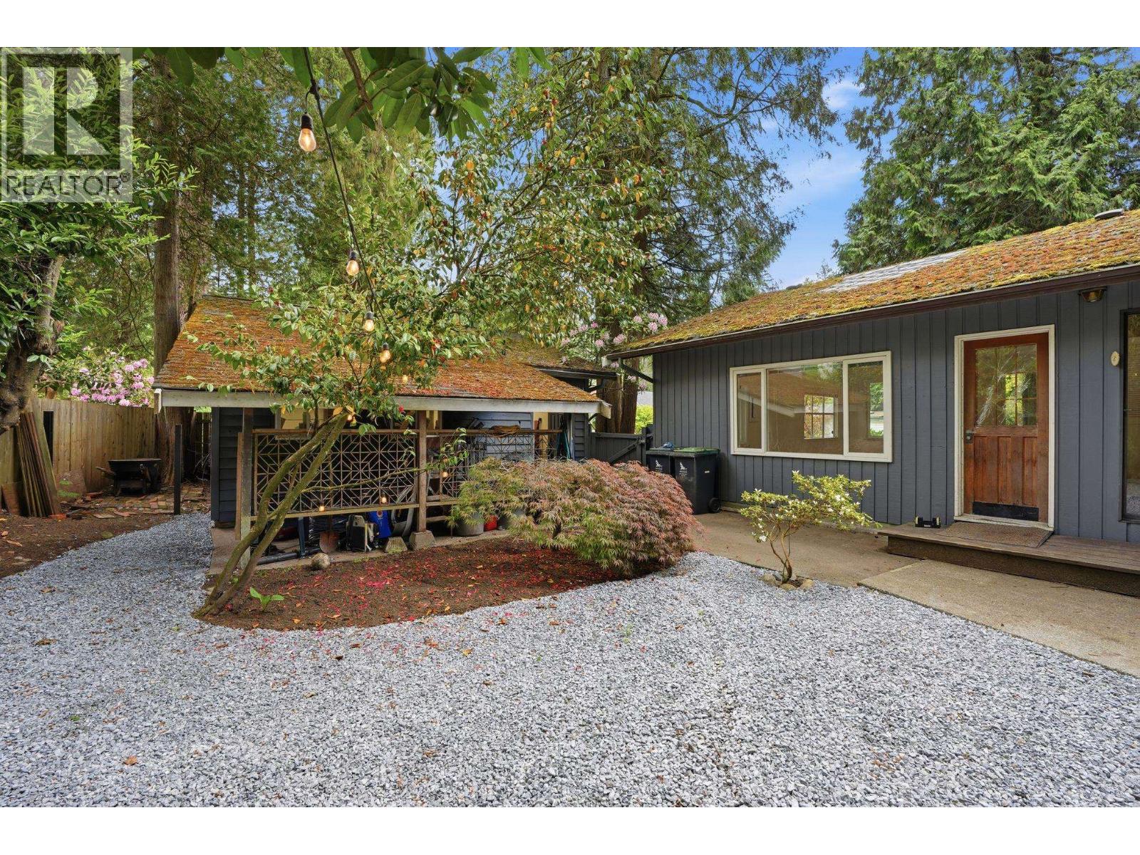 909 Seymour Boulevard Property Photo 39