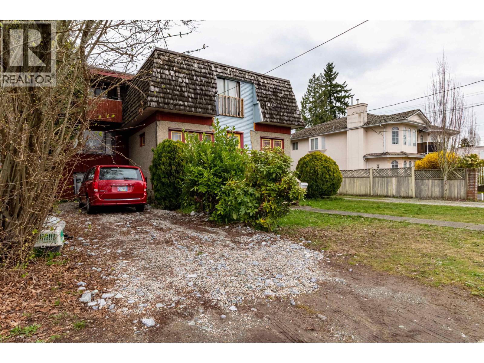 4939 Sidley Street Property Photo 3