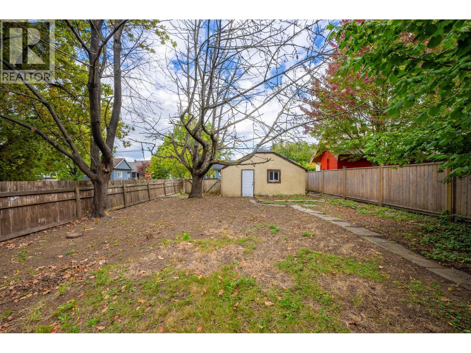 2305 Turner Street Property Photo 7