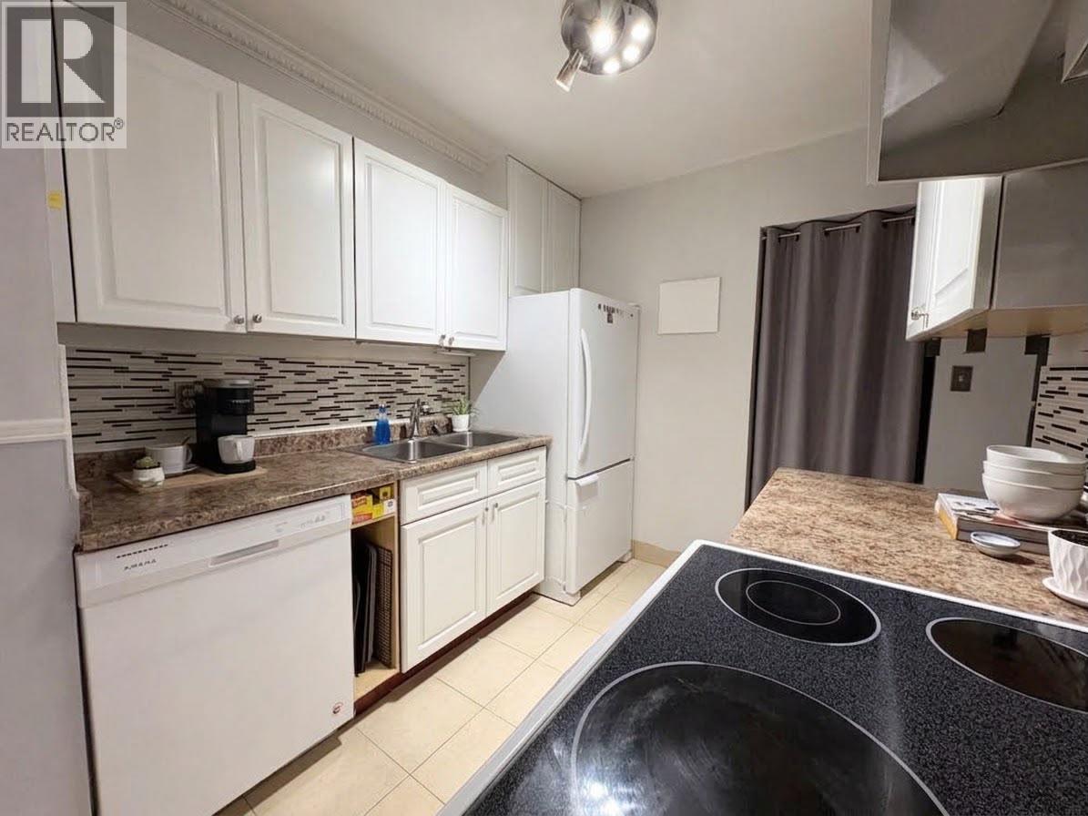 112 6105 Kingsway Property Photo 13